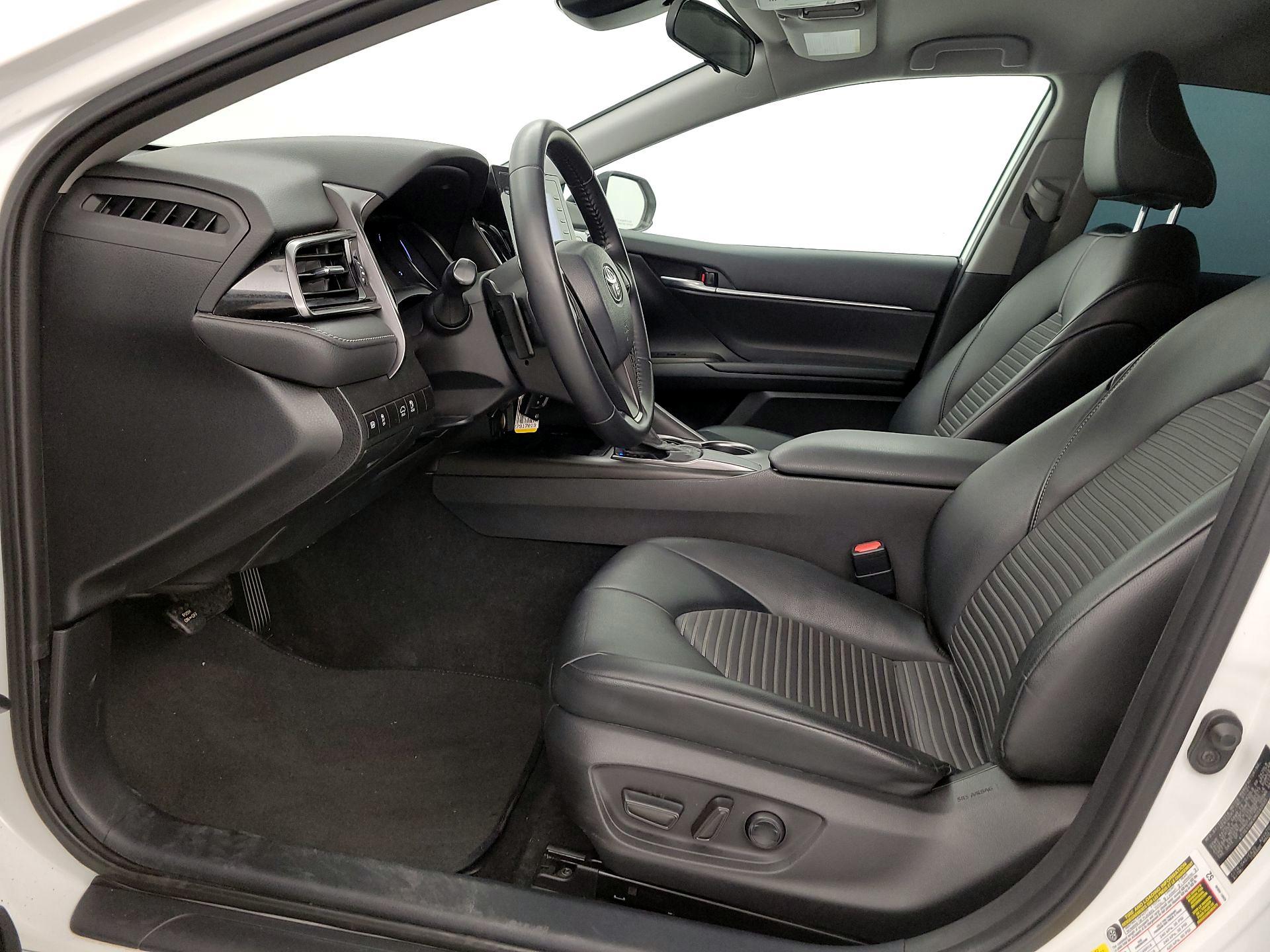 Thumbnail: 2021 Toyota Camry - 11