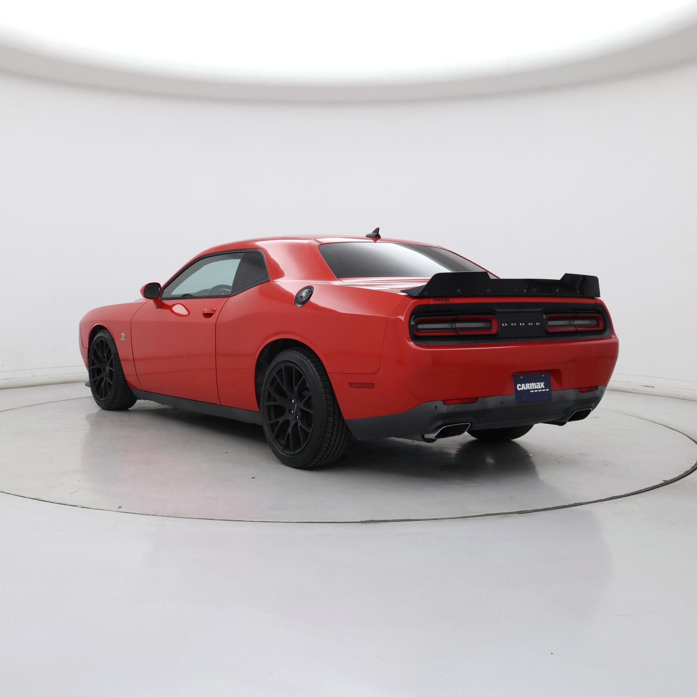 Thumbnail: 2015 Dodge Challenger - 2