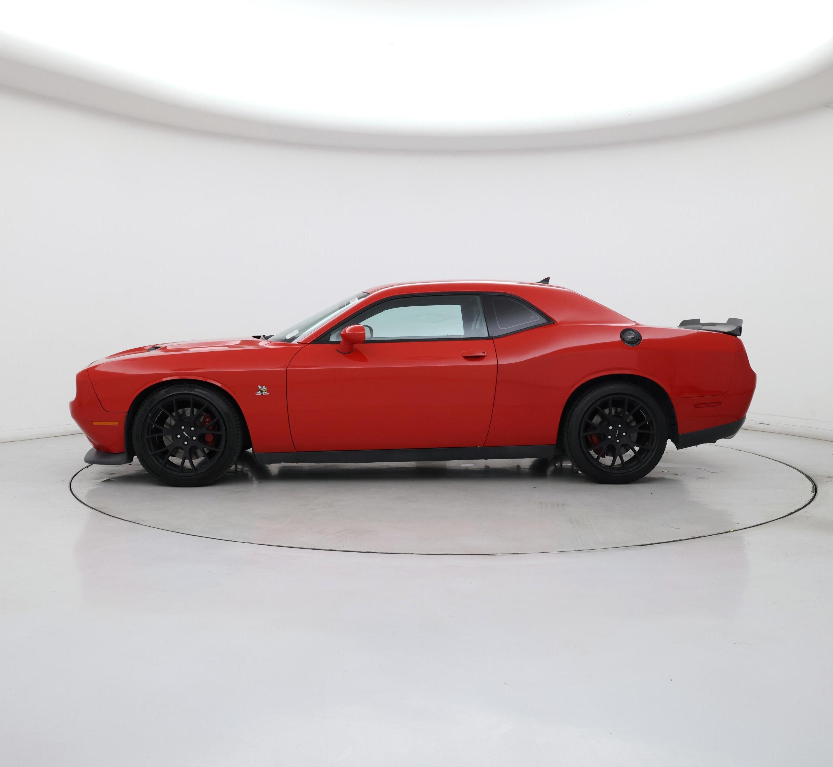 Thumbnail: 2015 Dodge Challenger - 3