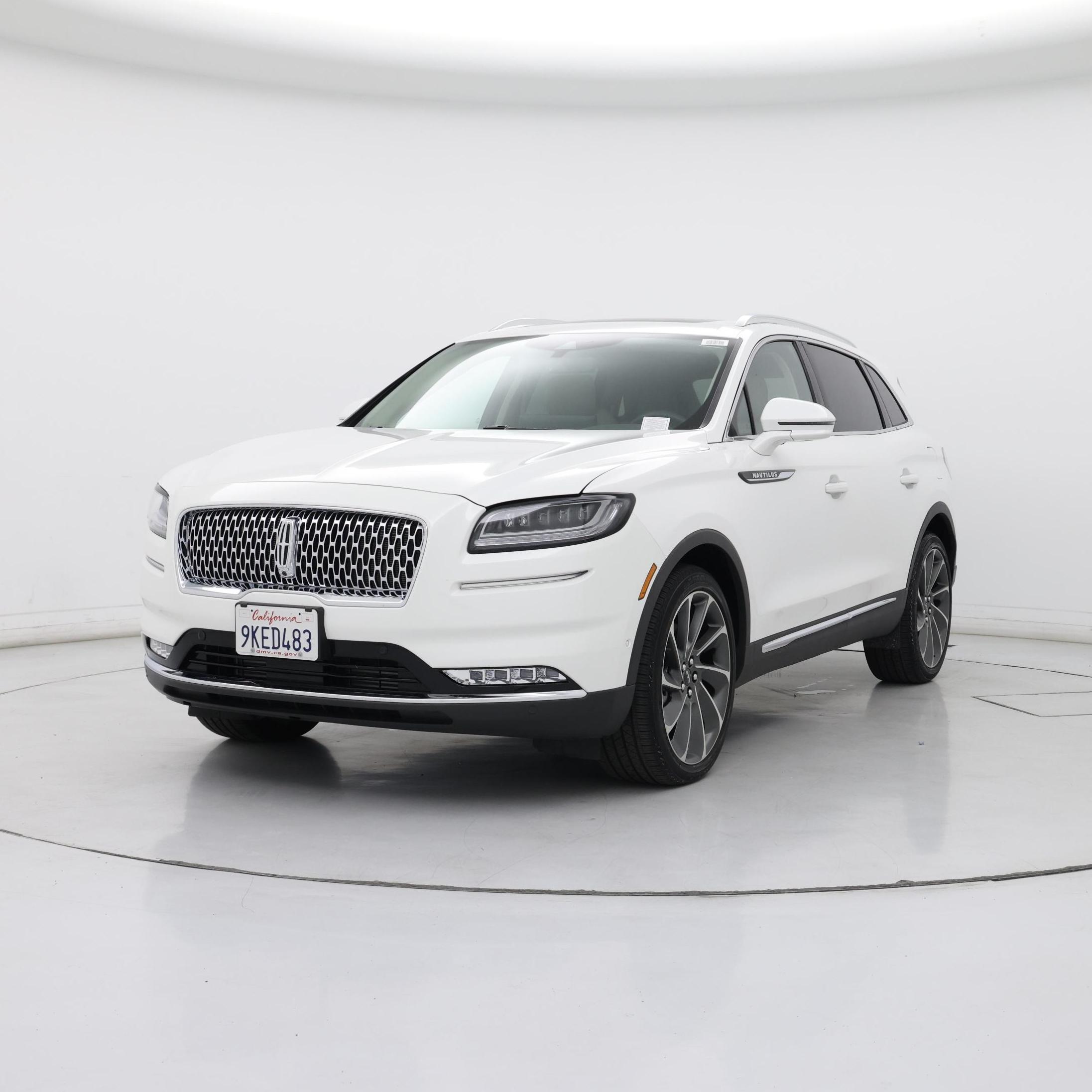 Thumbnail: 2023 Lincoln Nautilus - 4