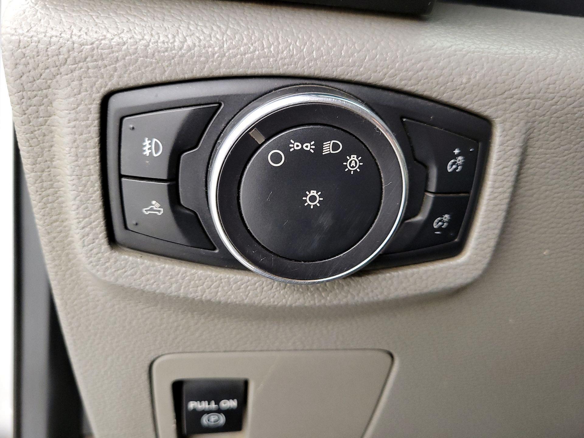 Thumbnail: 2015 Ford F-150 - 13