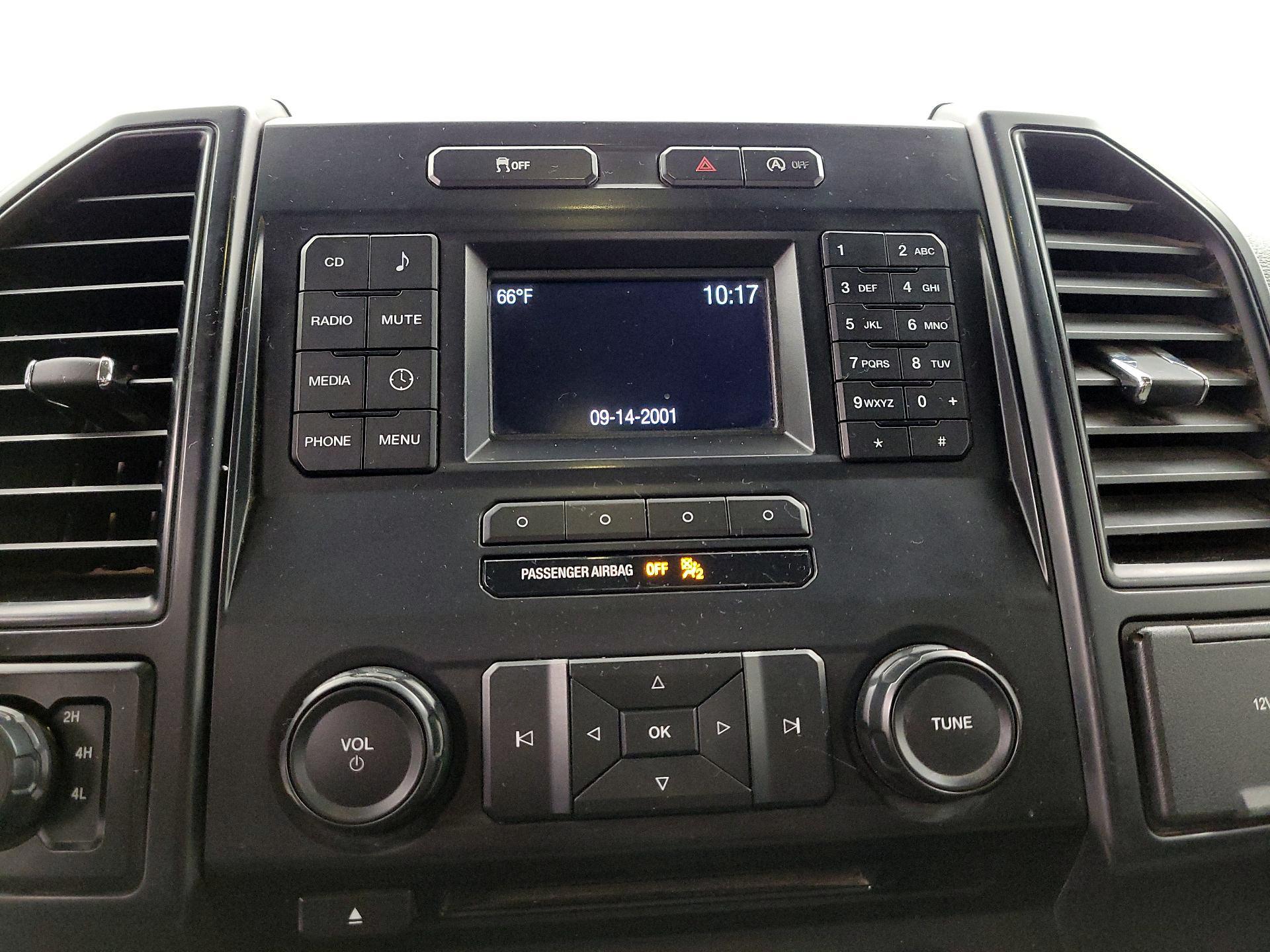 Thumbnail: 2015 Ford F-150 - 14