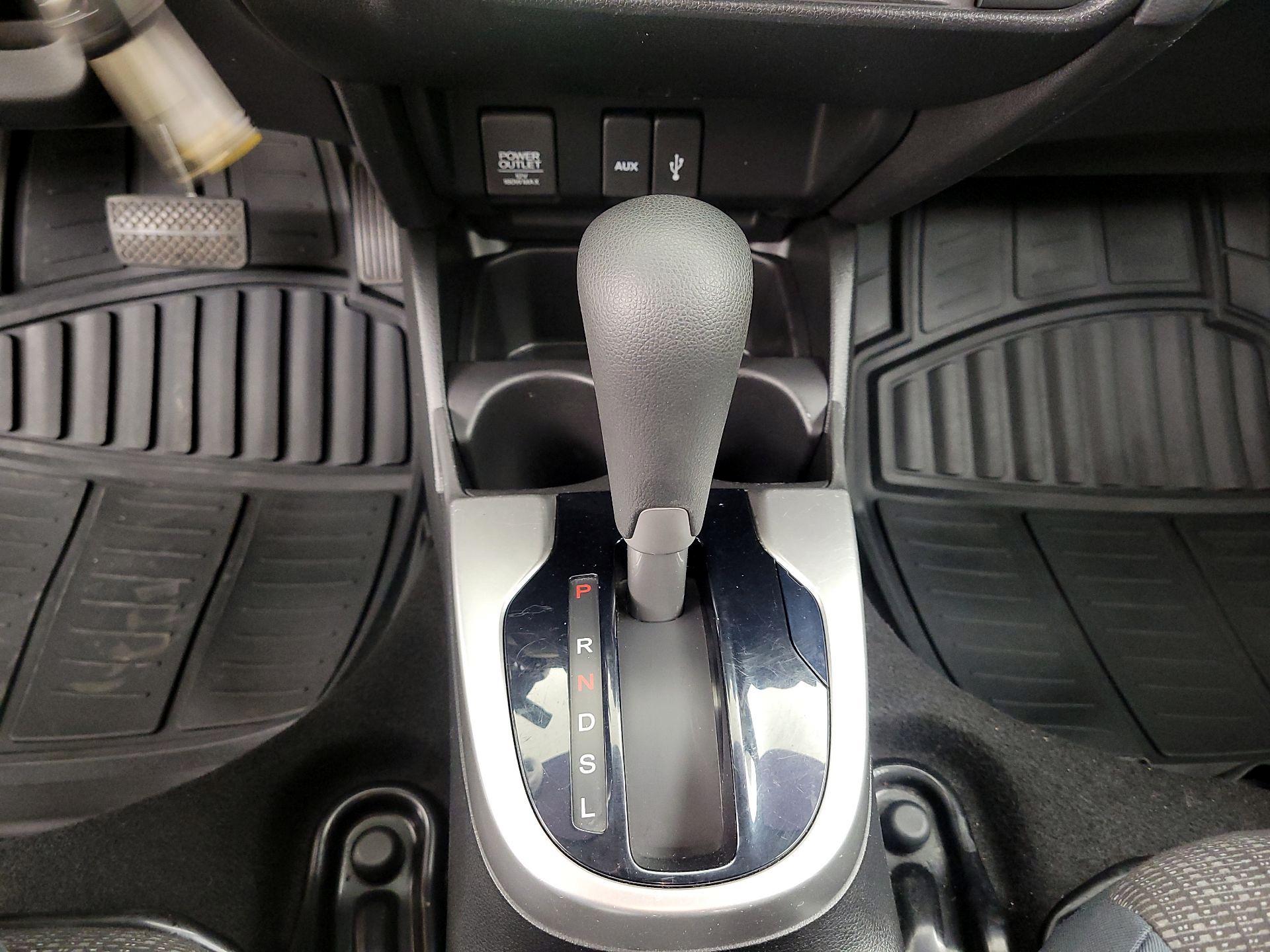 Thumbnail: 2016 Honda Fit - 17