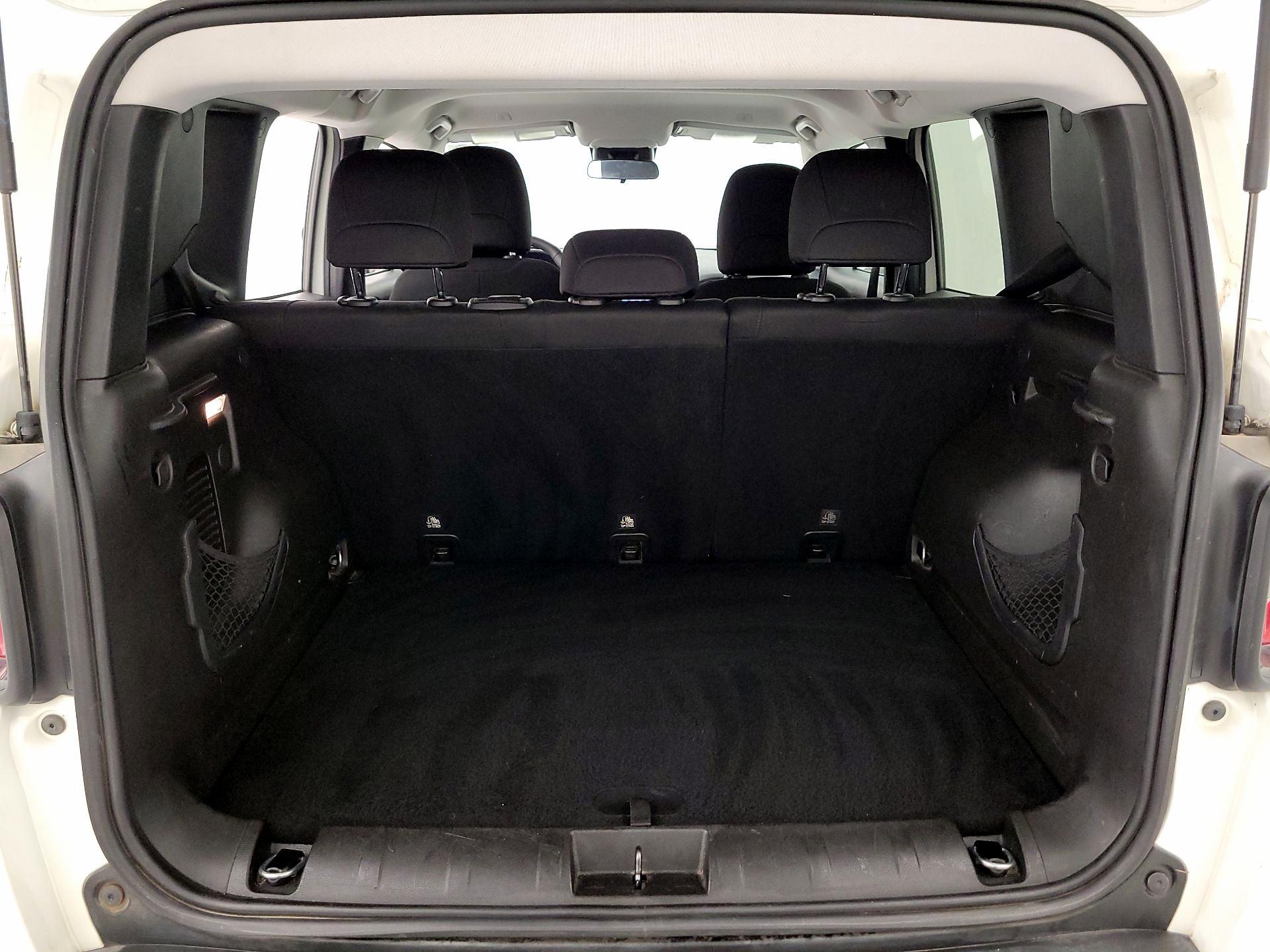 Thumbnail: 2018 Jeep Renegade - 20