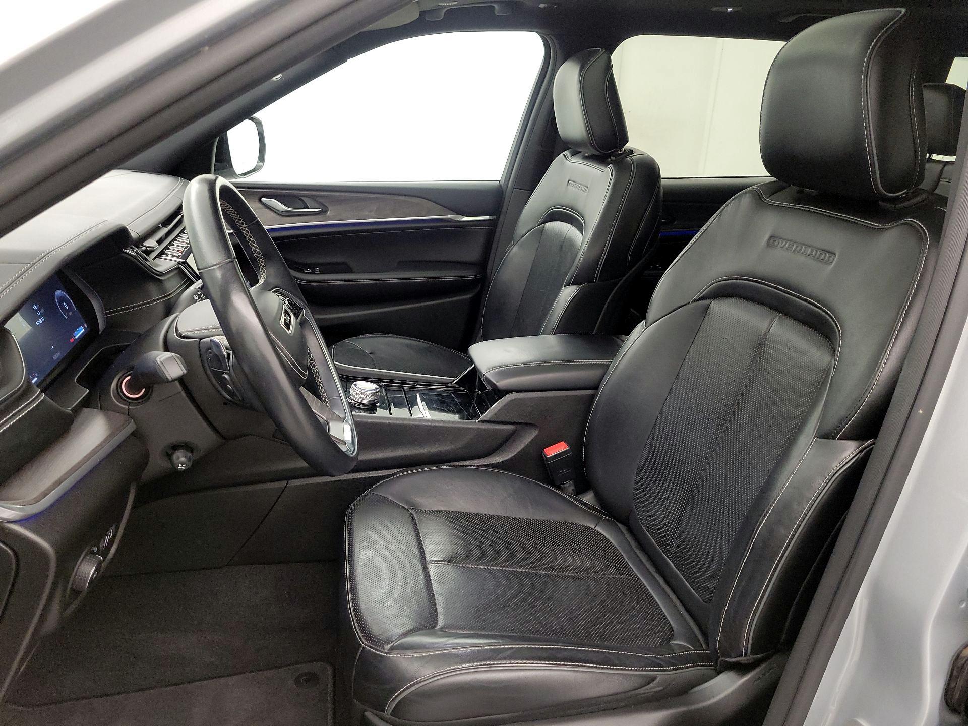 Thumbnail: 2022 Jeep Grand Cherokee L - 11