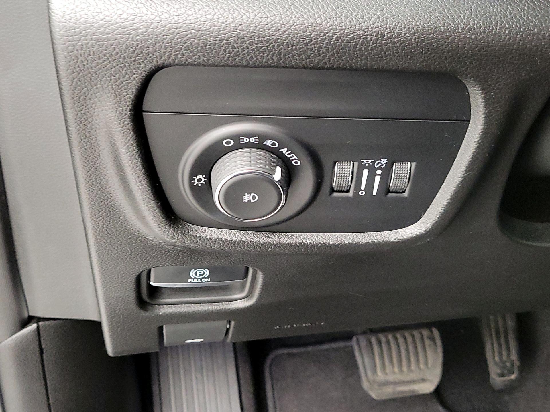 Thumbnail: 2022 Jeep Grand Cherokee L - 13