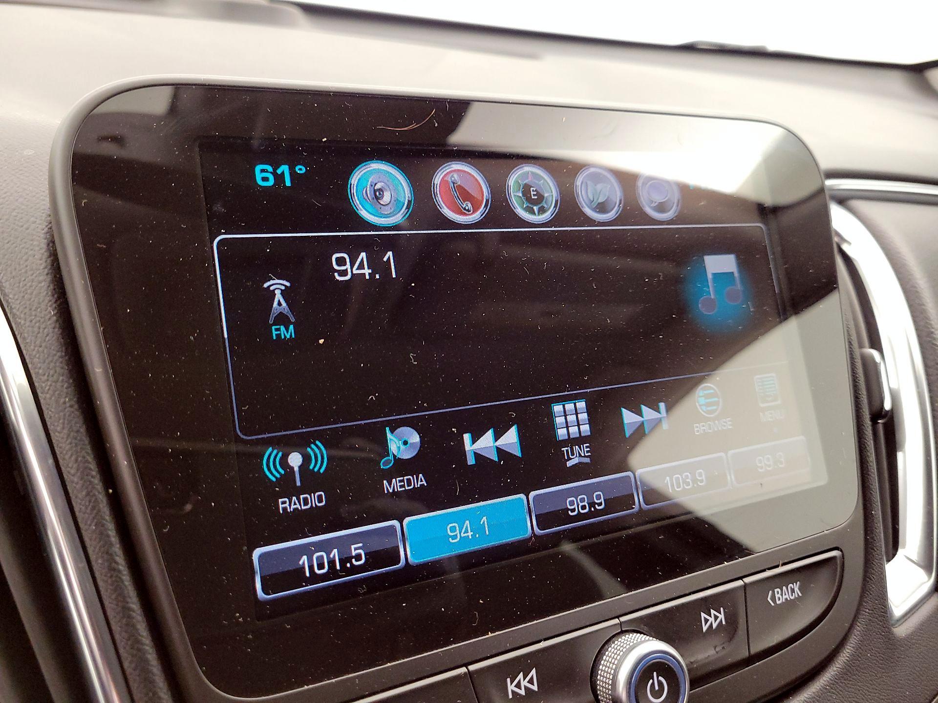 Thumbnail: 2018 Chevrolet Malibu - 16