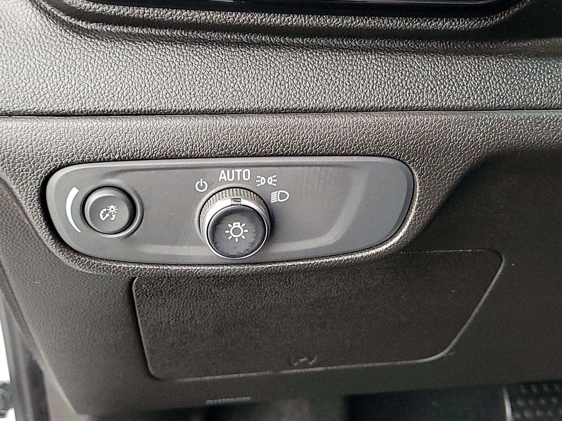 Thumbnail: 2023 Chevrolet Bolt EV - 13