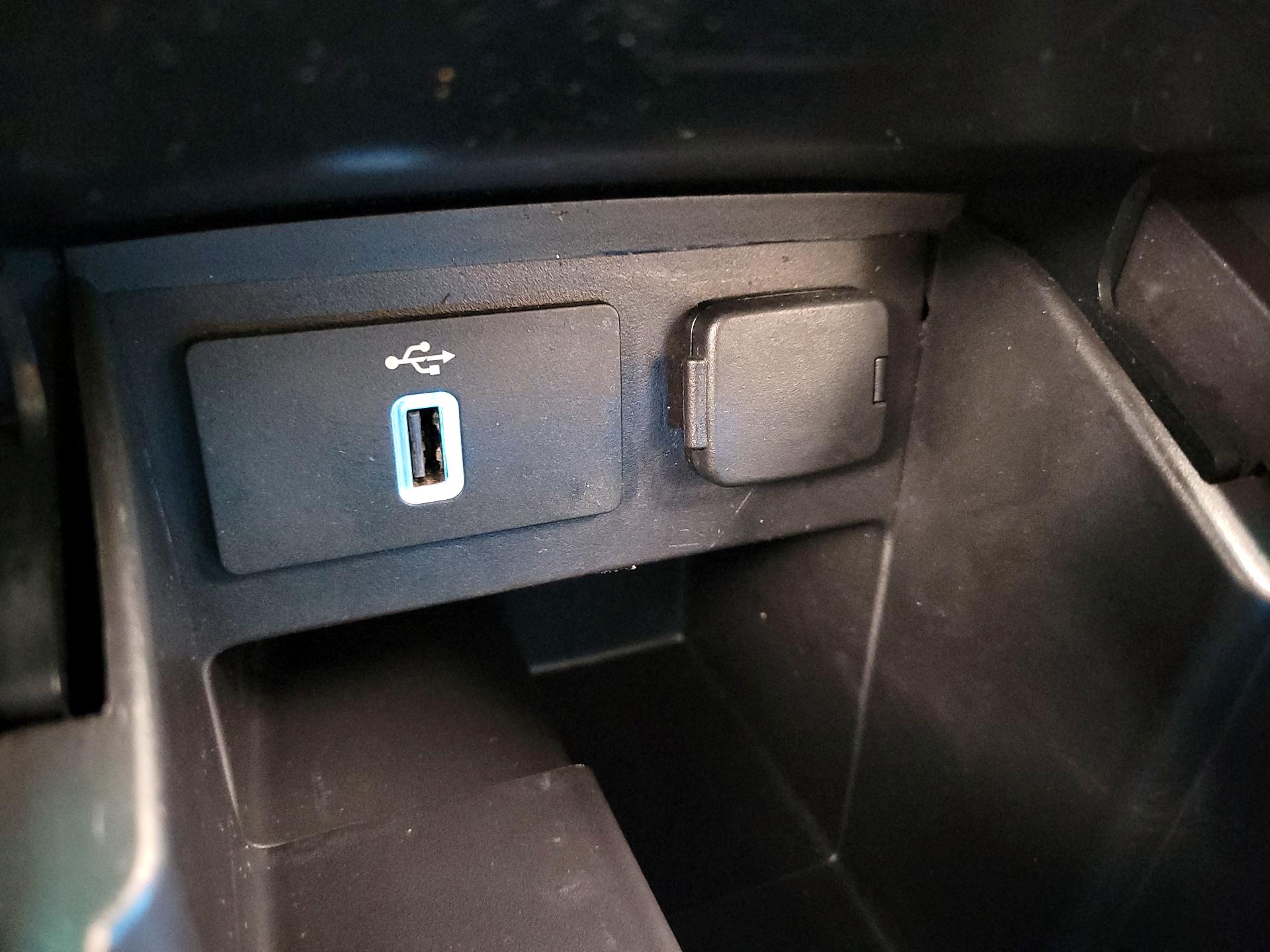 Thumbnail: 2017 Ford Explorer - 19