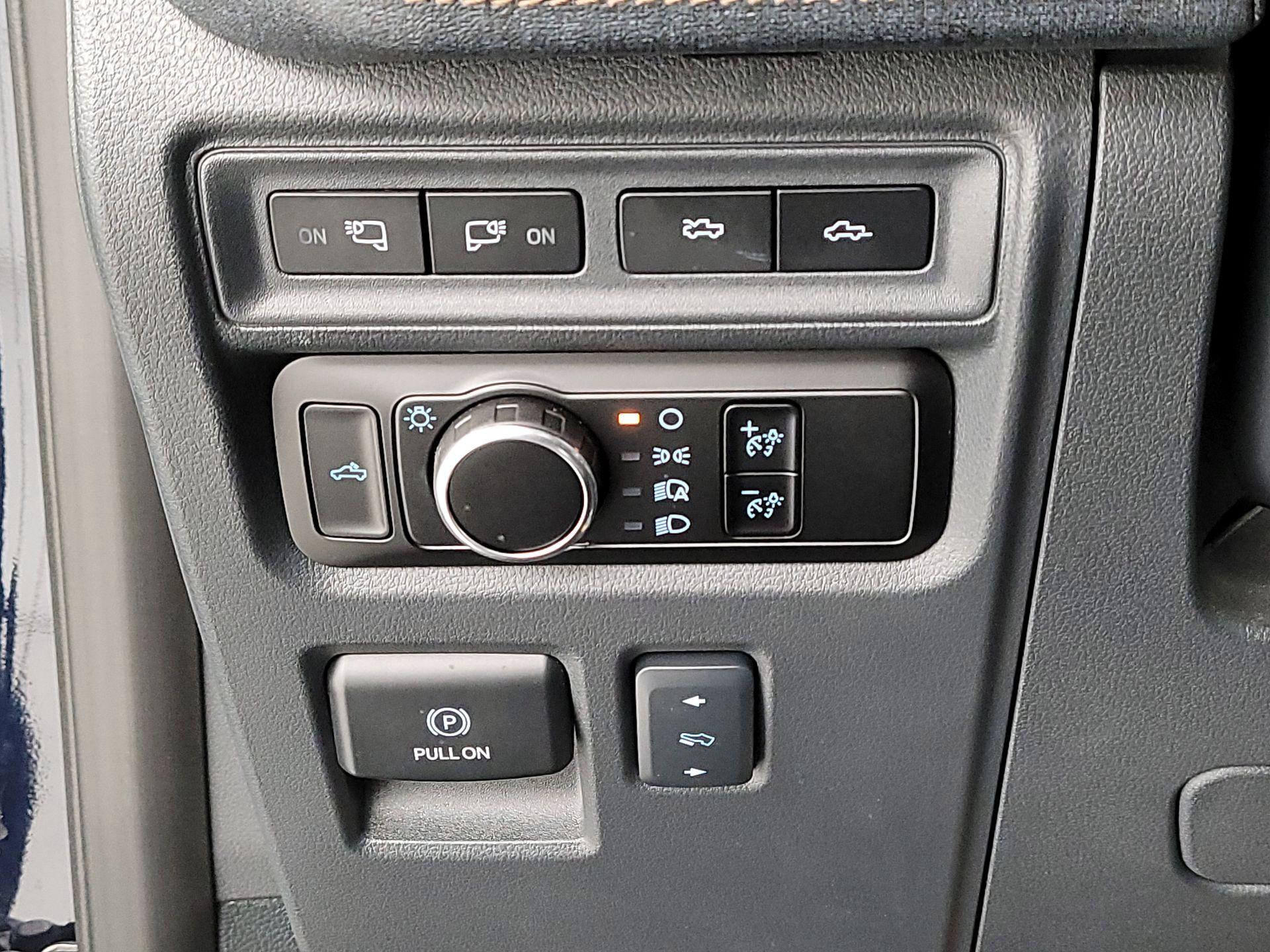 Thumbnail: 2023 Ford F-150 - 13