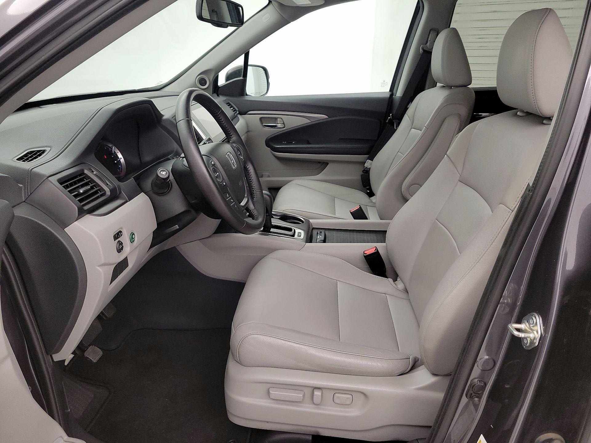 Thumbnail: 2018 Honda Pilot - 11