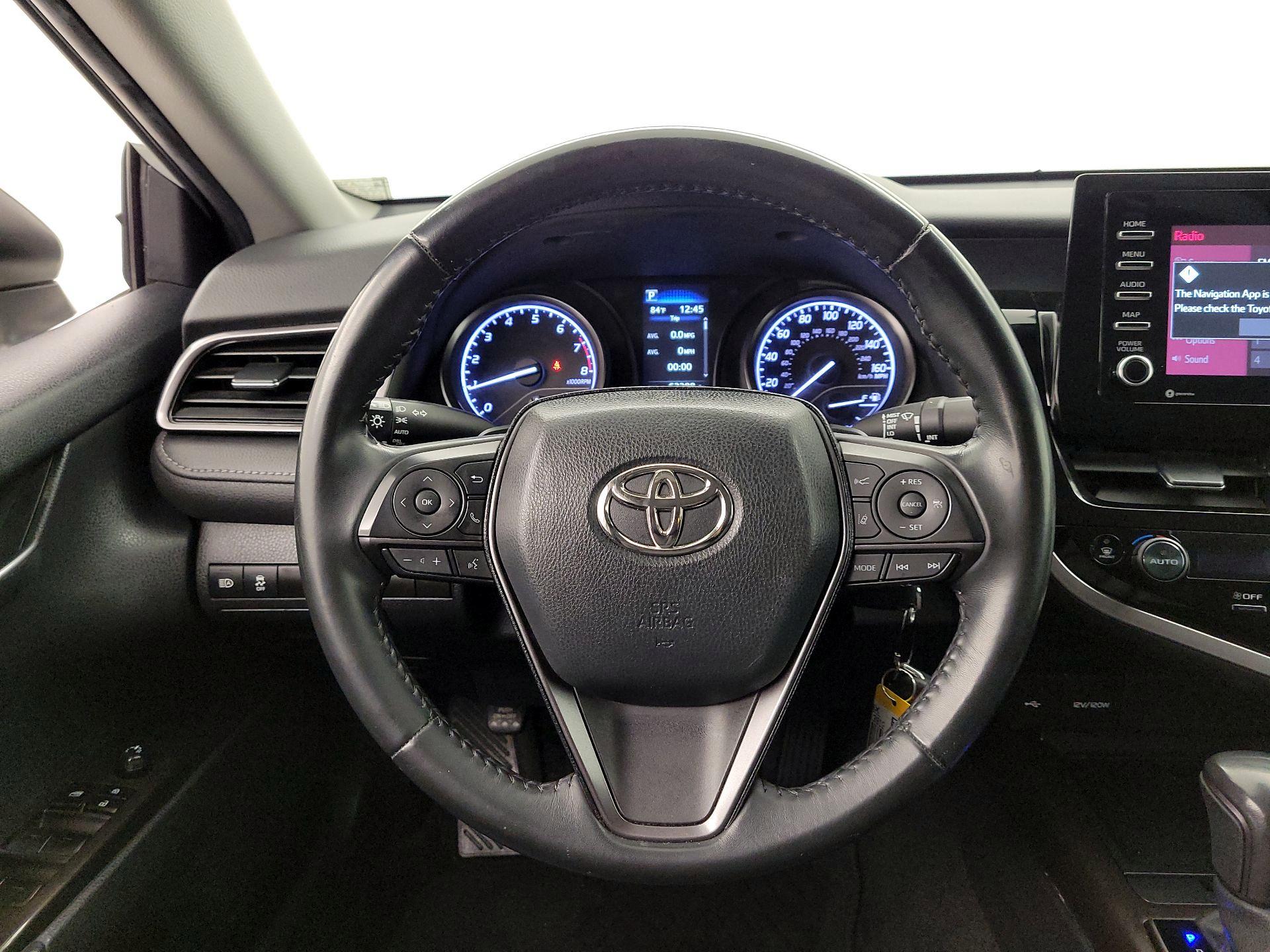 Thumbnail: 2023 Toyota Camry - 10