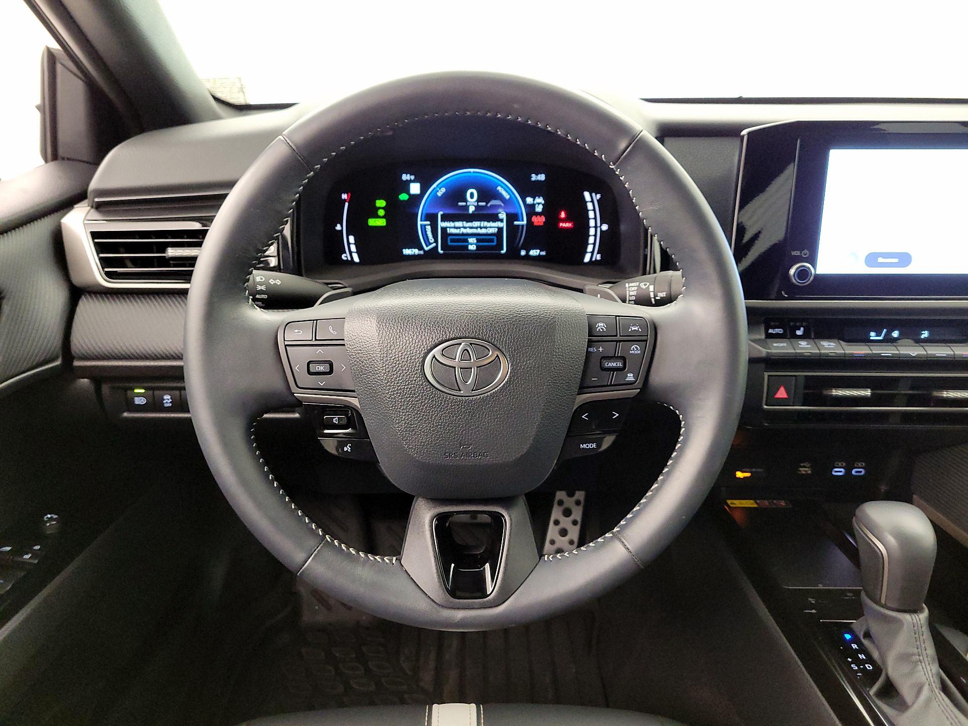 Thumbnail: 2025 Toyota Camry - 10