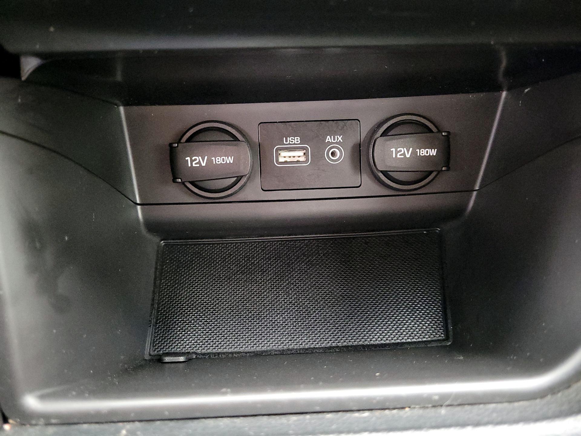 Thumbnail: 2017 Hyundai Sonata - 18