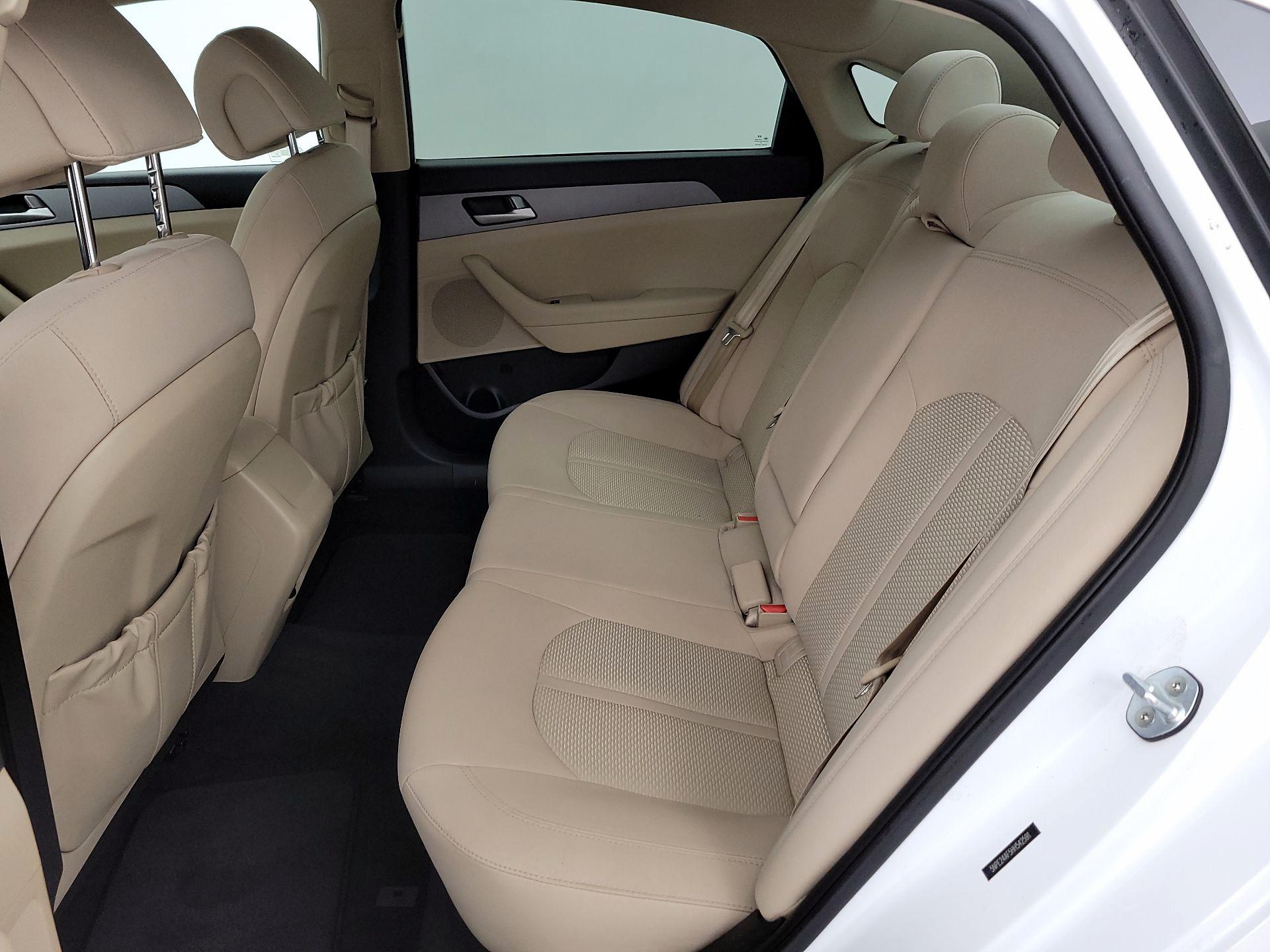 Thumbnail: 2017 Hyundai Sonata - 19