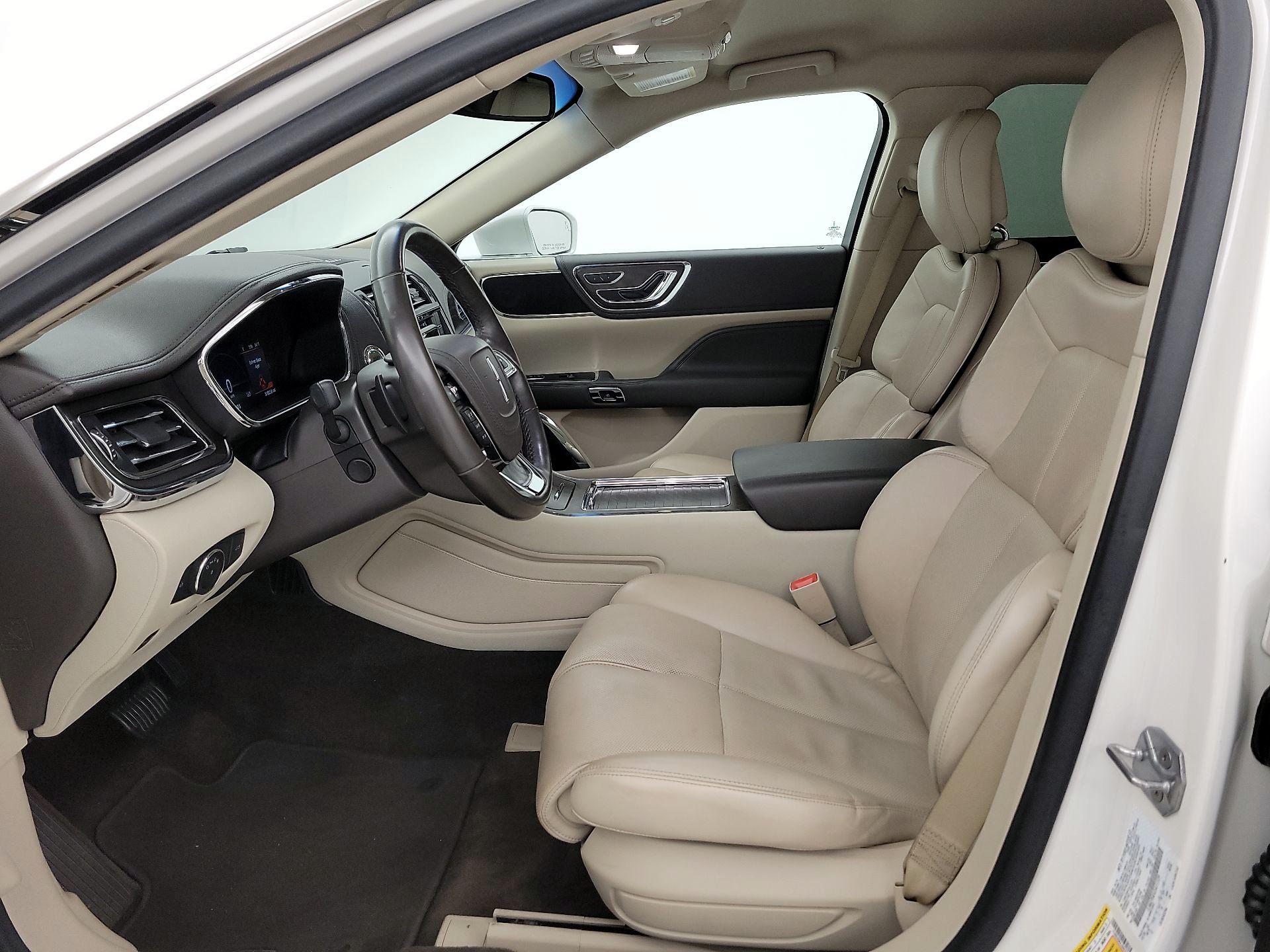 Thumbnail: 2018 Lincoln Continental - 11