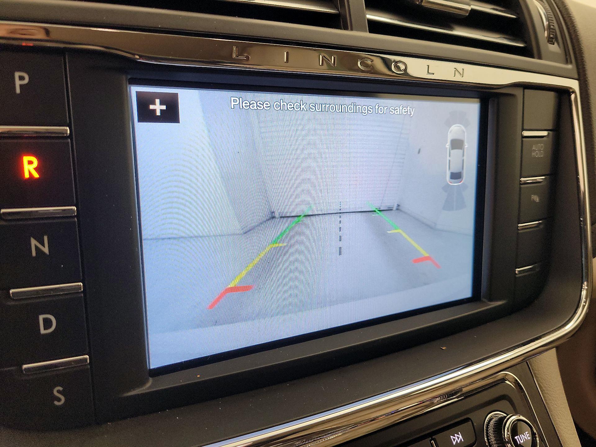 Thumbnail: 2018 Lincoln Continental - 14