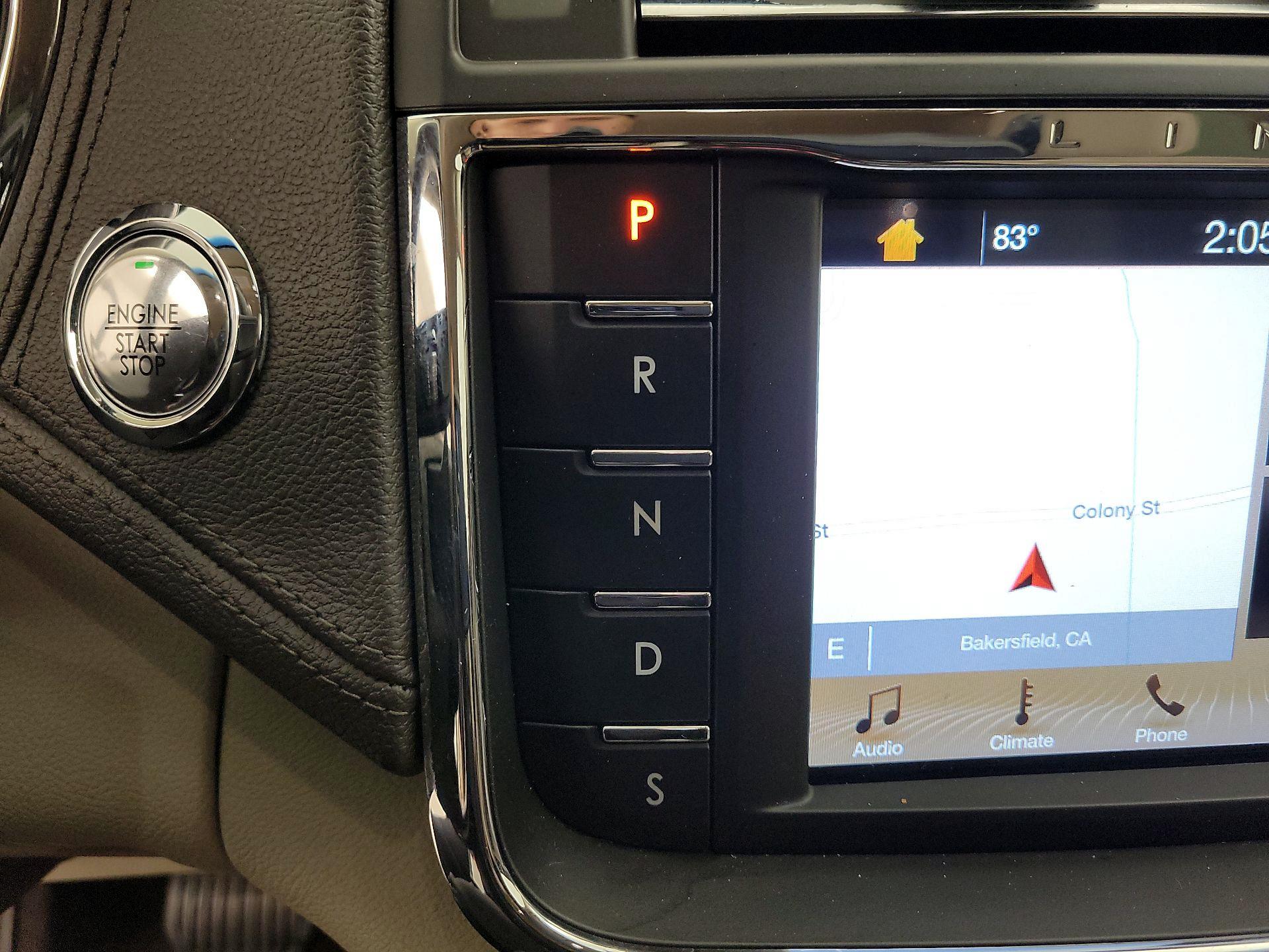 Thumbnail: 2018 Lincoln Continental - 18