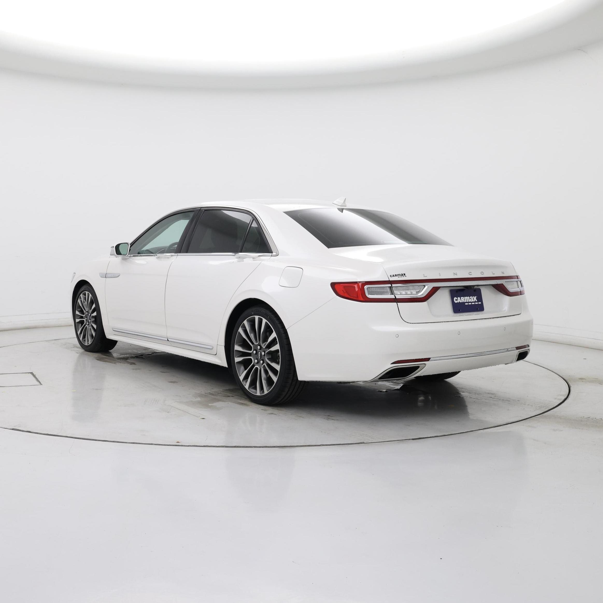 Thumbnail: 2018 Lincoln Continental - 2