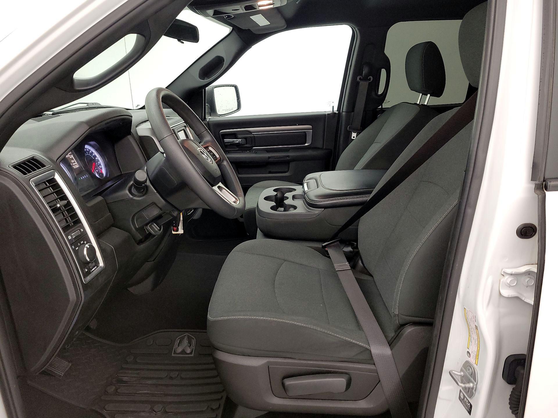 Thumbnail: 2021 RAM 1500 Classic - 11