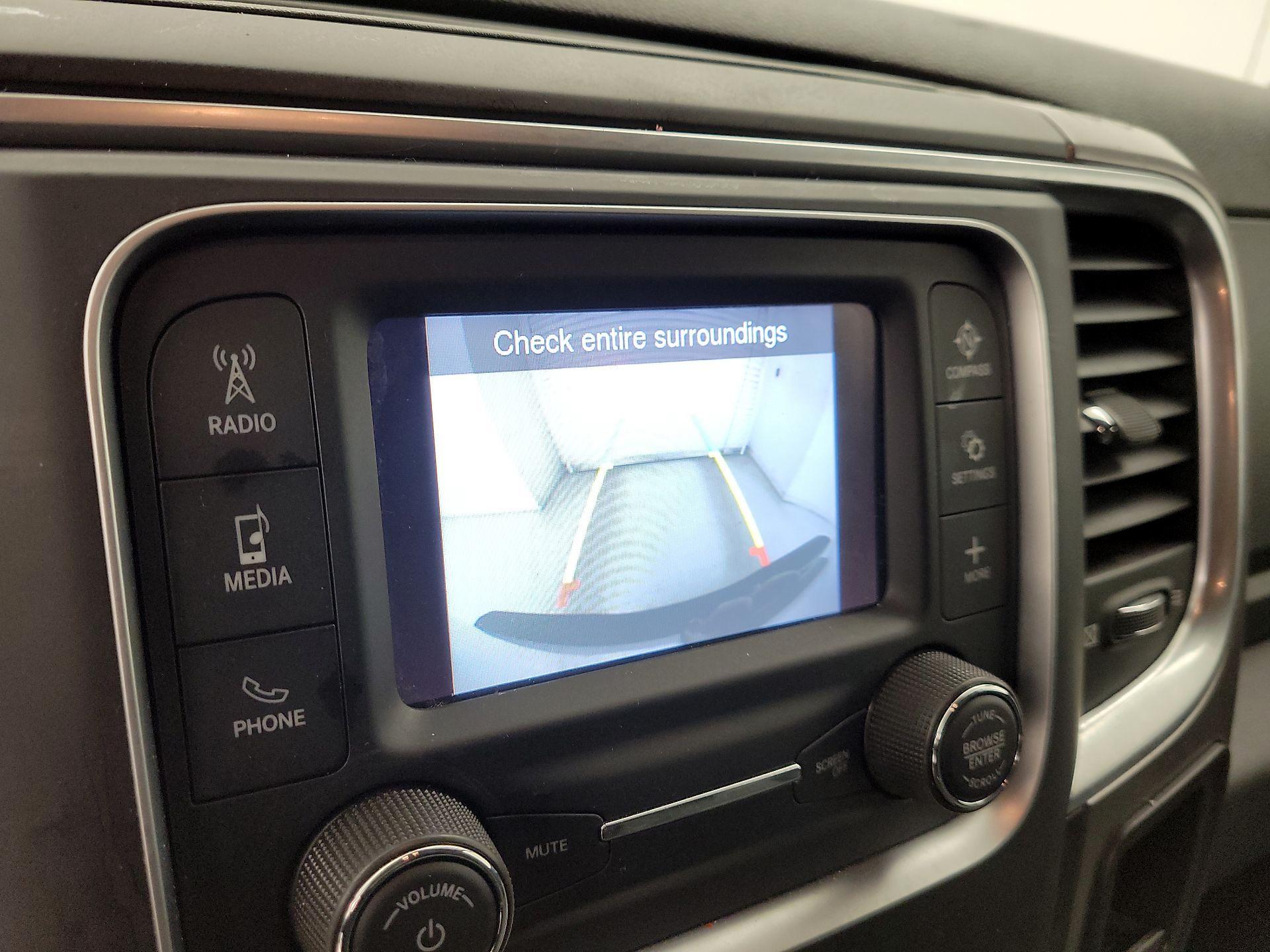 Thumbnail: 2021 RAM 1500 Classic - 14