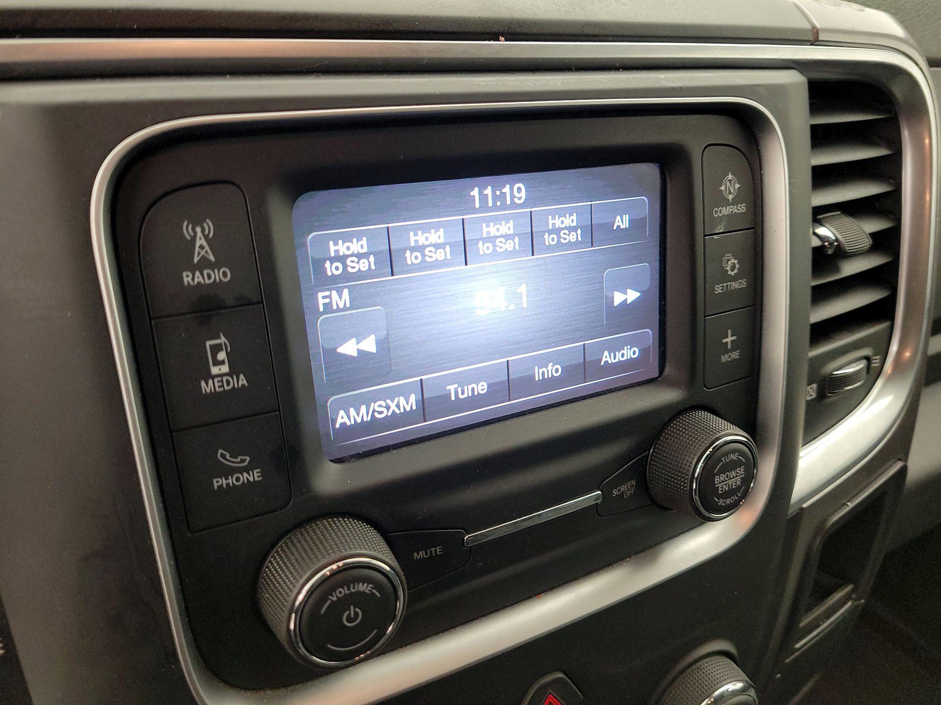 Thumbnail: 2021 RAM 1500 Classic - 15