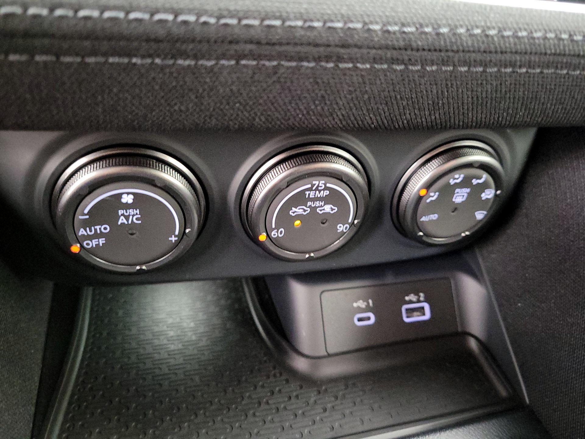 Thumbnail: 2025 Nissan Z - 16