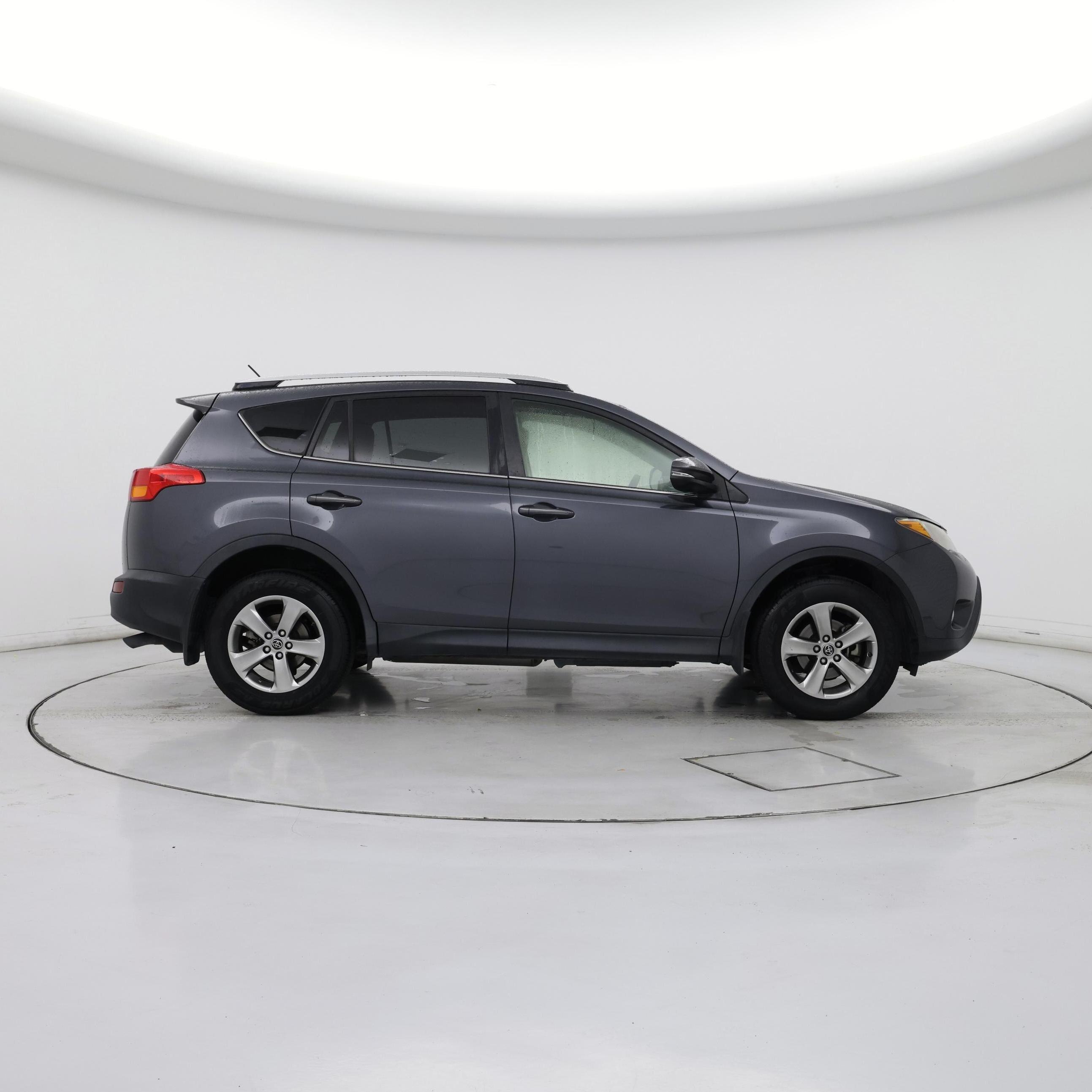Thumbnail: 2015 Toyota RAV4 - 7