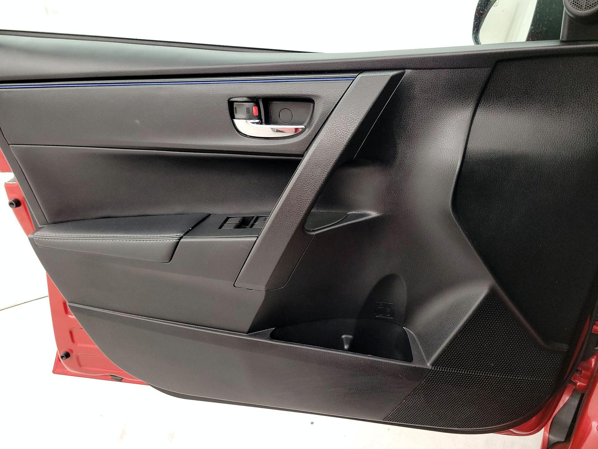 Thumbnail: 2019 Toyota Corolla - 12