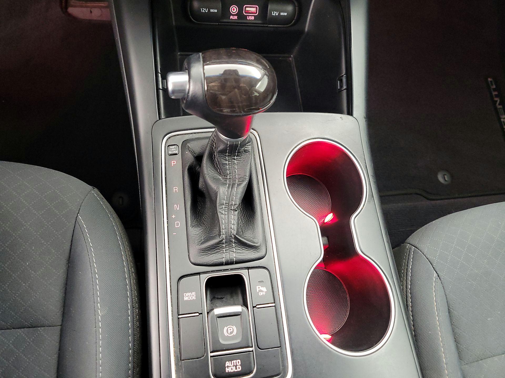 Thumbnail: 2017 Kia Sorento - 17