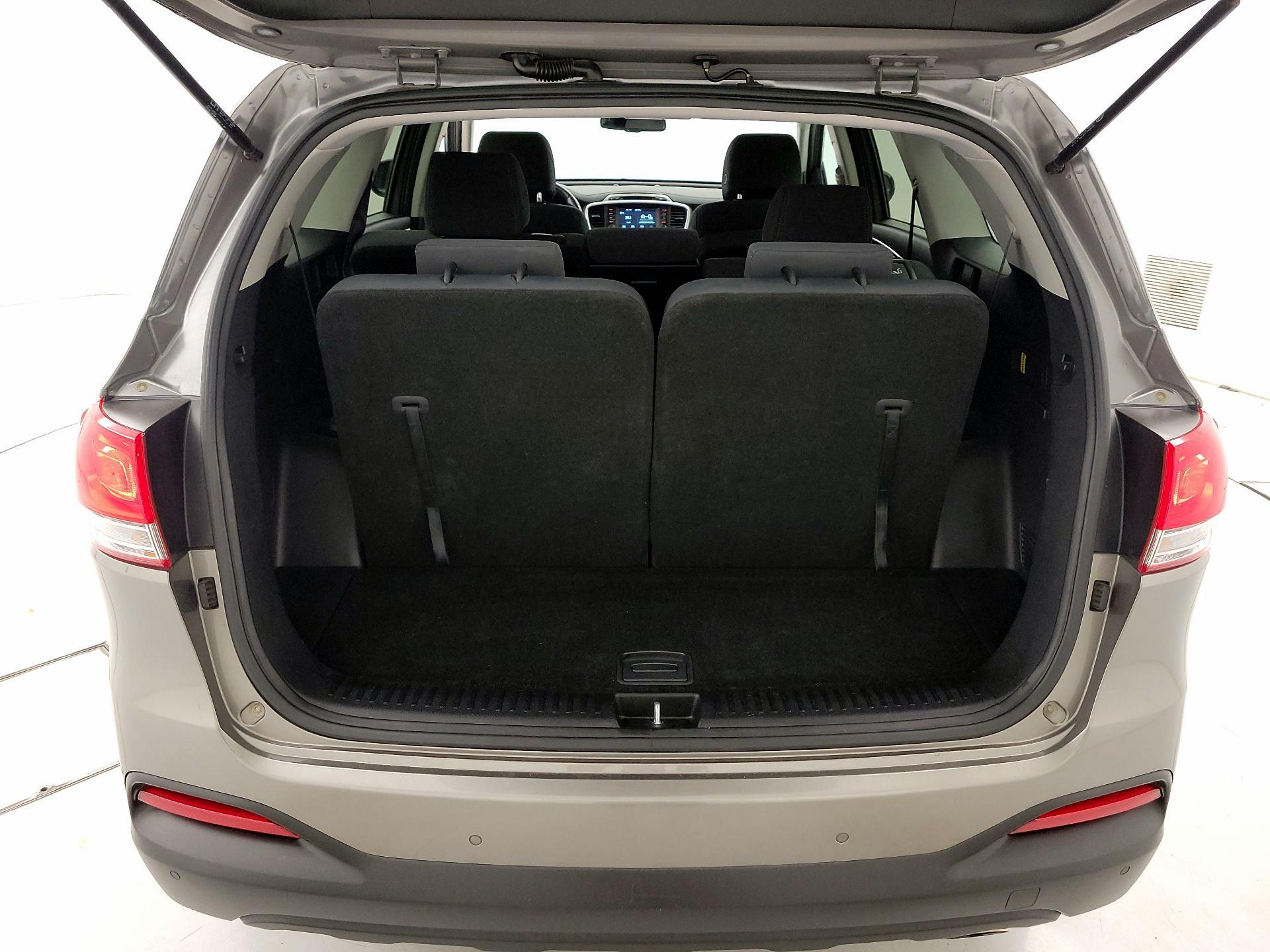 Thumbnail: 2017 Kia Sorento - 20