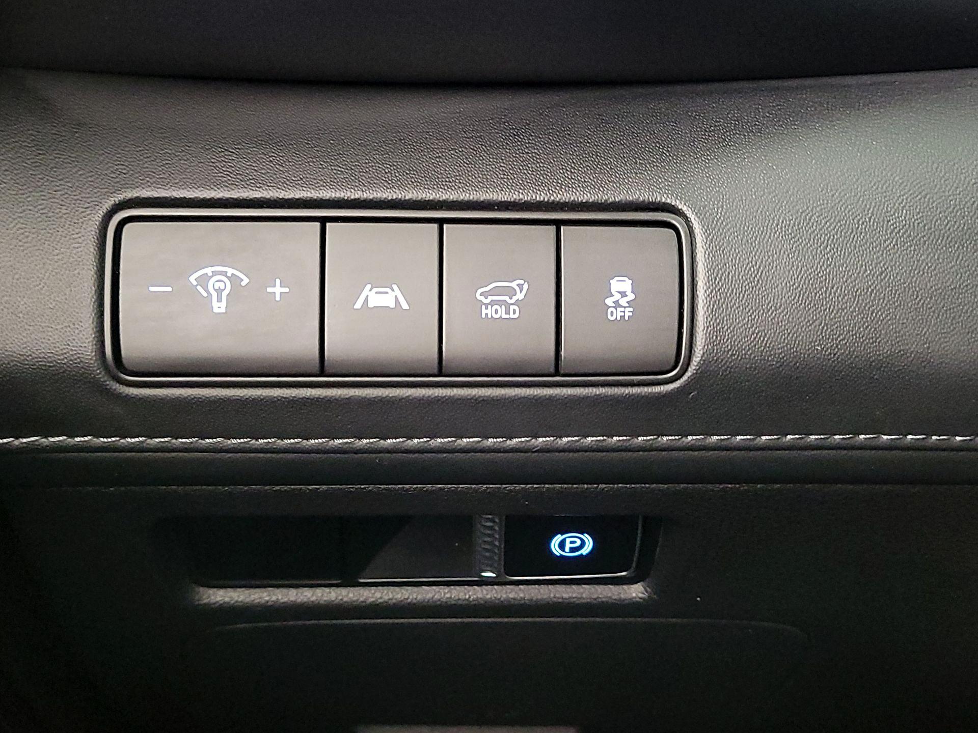 Thumbnail: 2022 Hyundai Santa Fe - 13