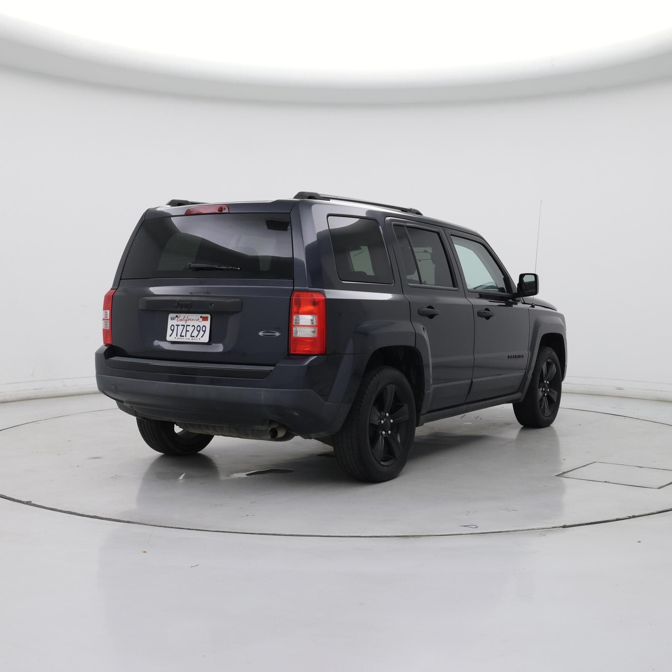 Thumbnail: 2015 Jeep Patriot - 8