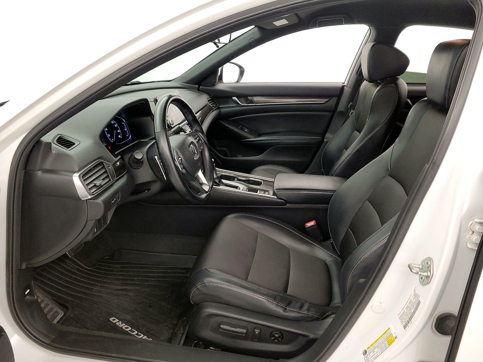 Thumbnail: 2018 Honda Accord - 11