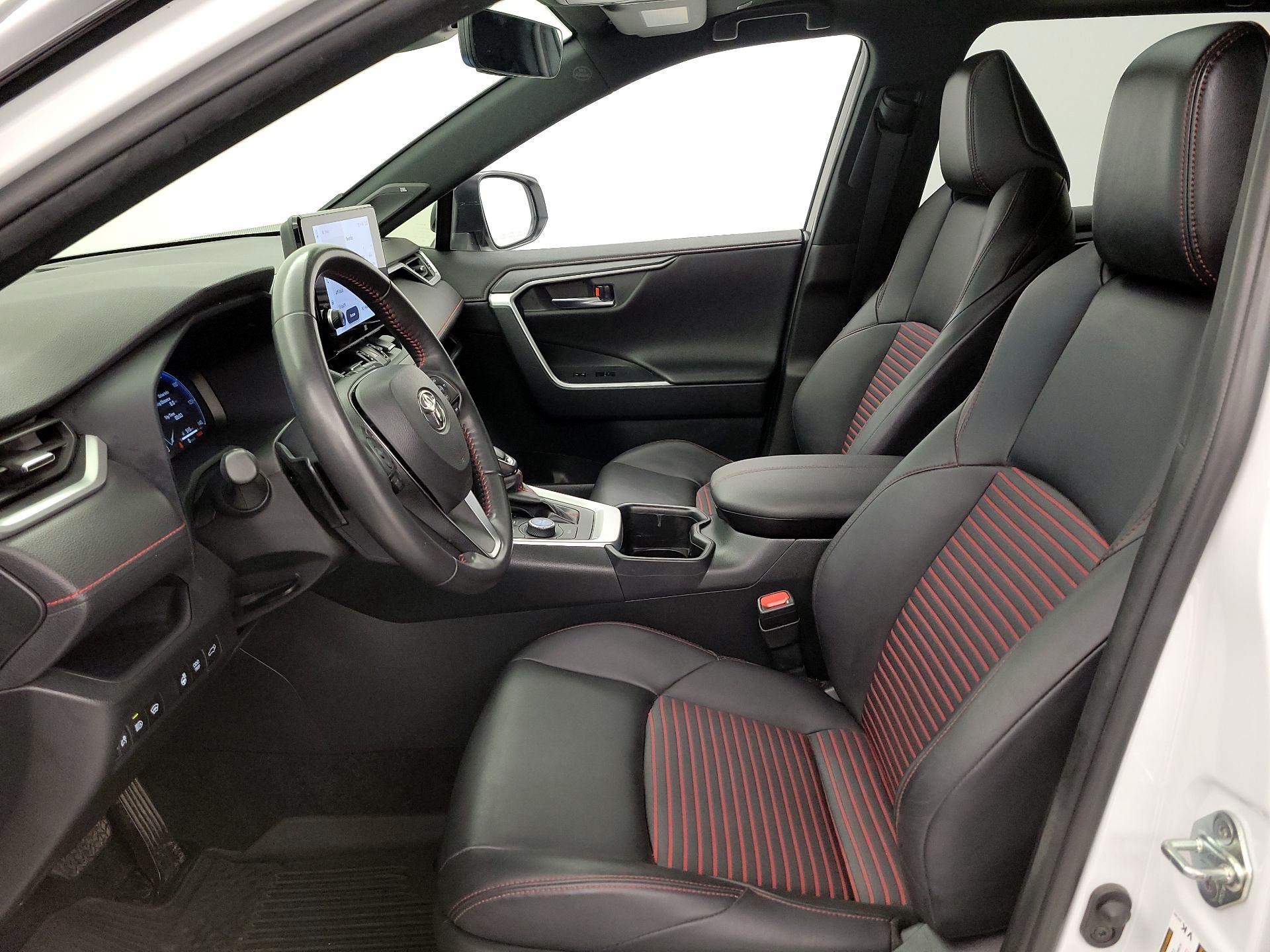 Thumbnail: 2023 Toyota RAV4 - 11