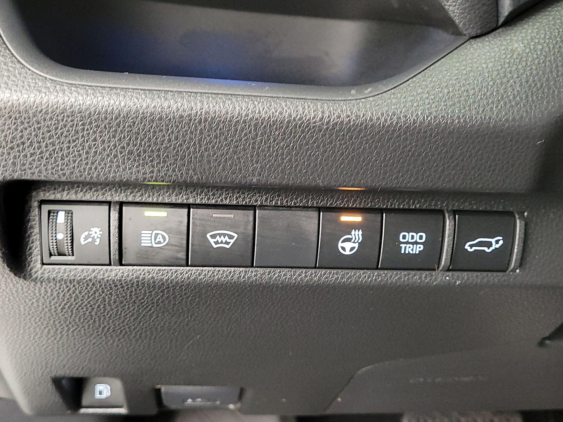 Thumbnail: 2023 Toyota RAV4 - 13