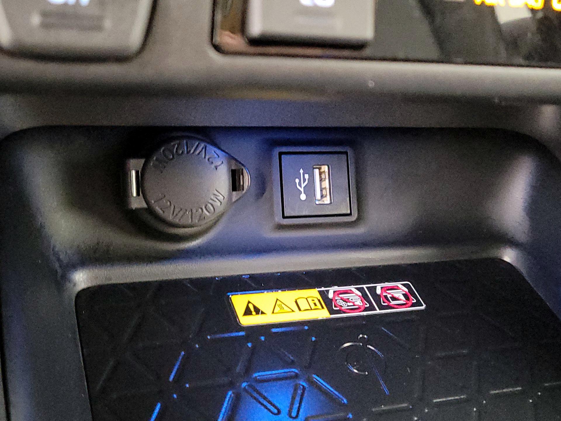 Thumbnail: 2023 Toyota RAV4 - 18