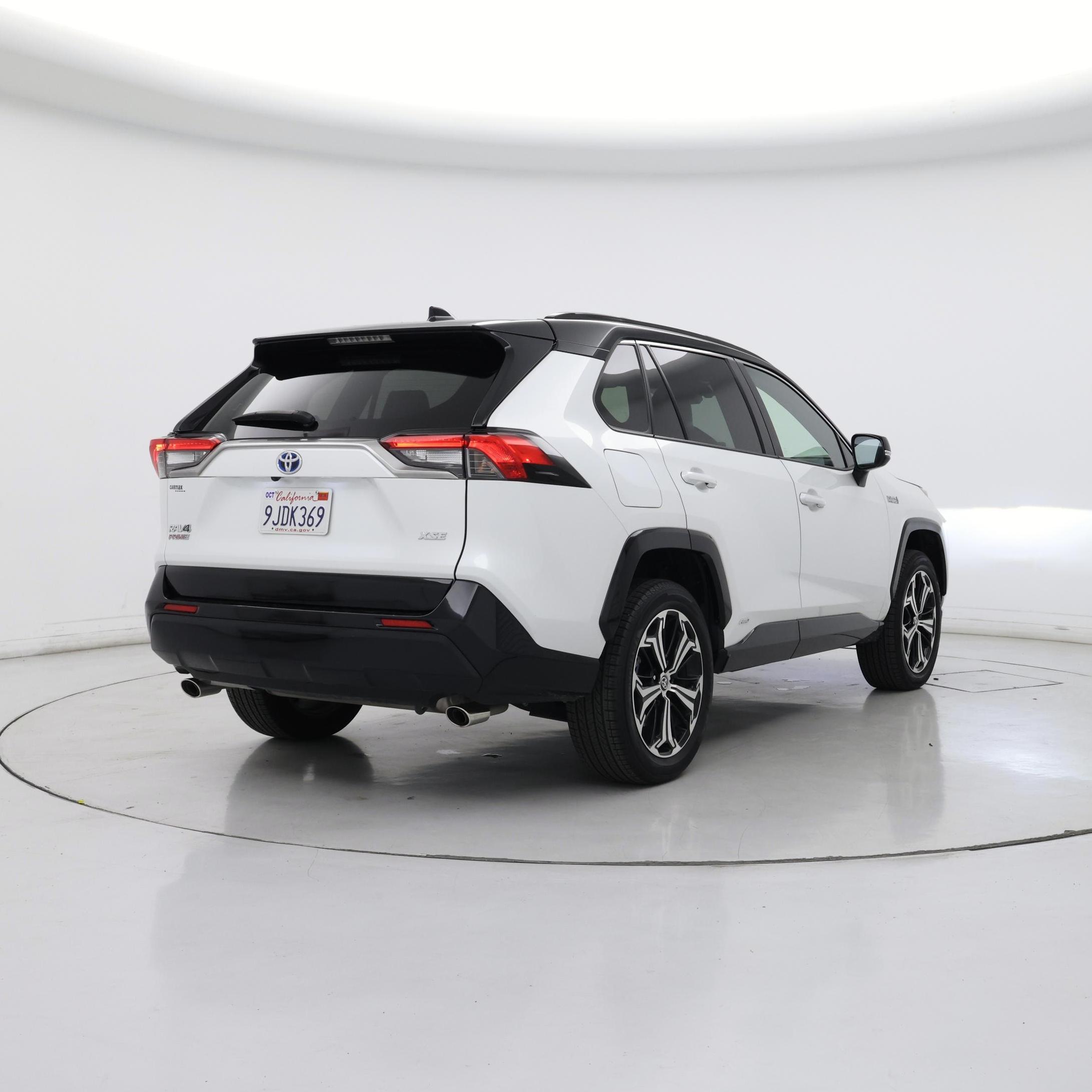 Thumbnail: 2023 Toyota RAV4 - 8
