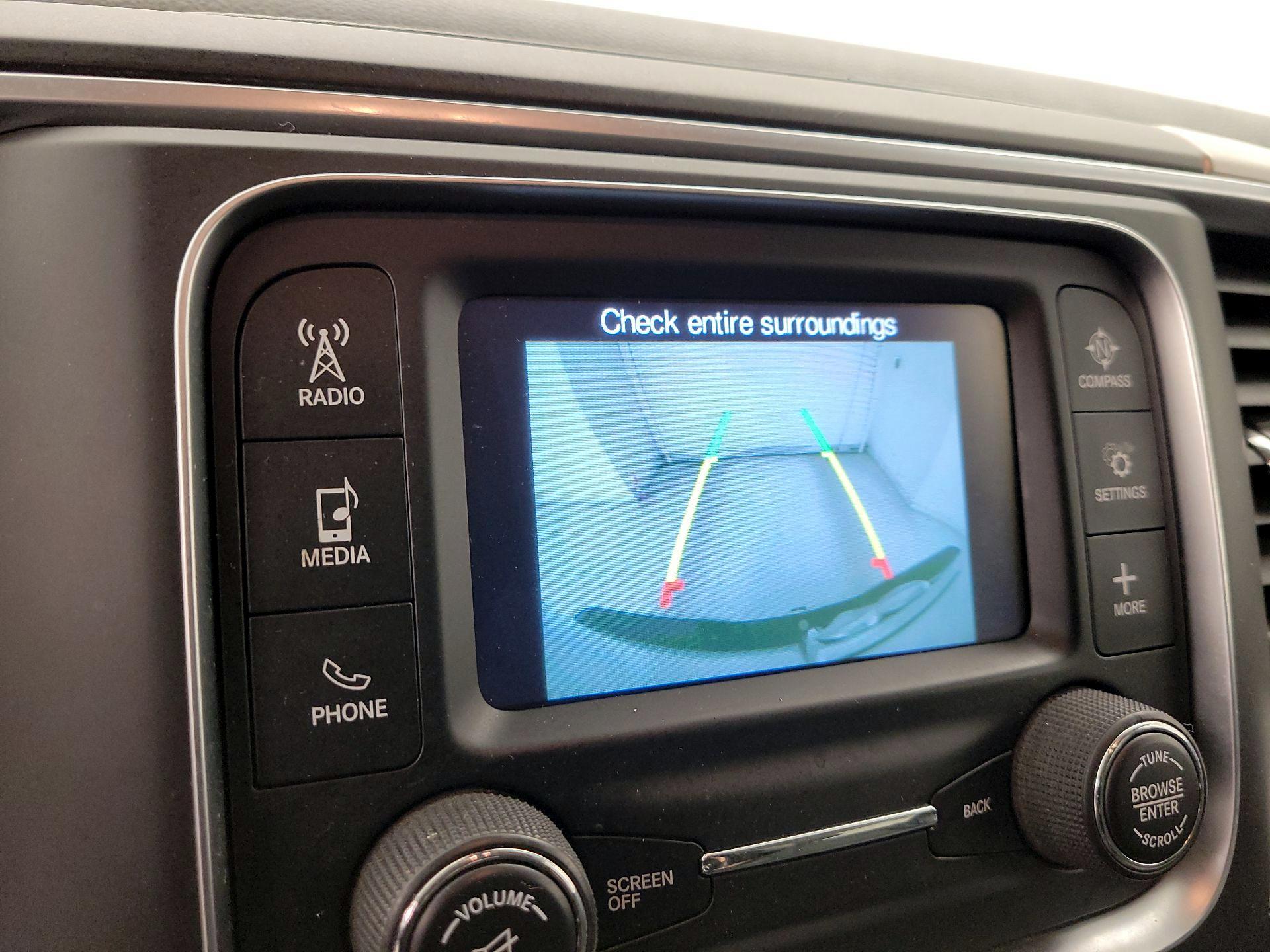 Thumbnail: 2019 RAM 1500 Classic - 14