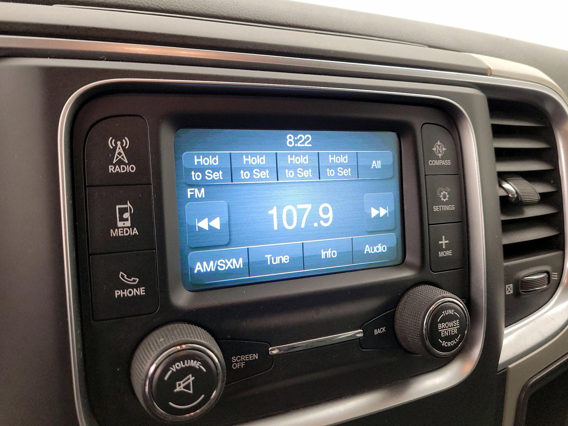 Thumbnail: 2019 RAM 1500 Classic - 15