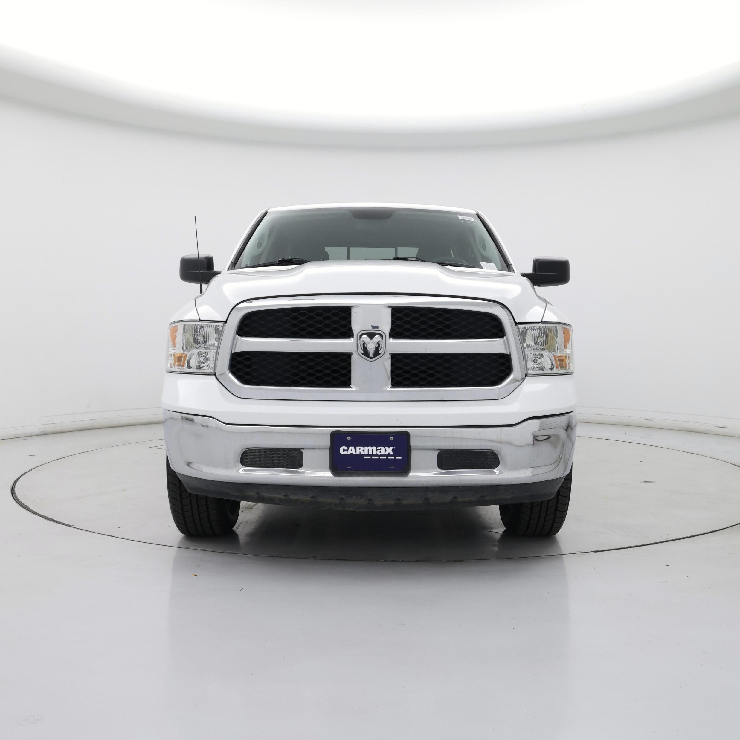 Thumbnail: 2019 RAM 1500 Classic - 5