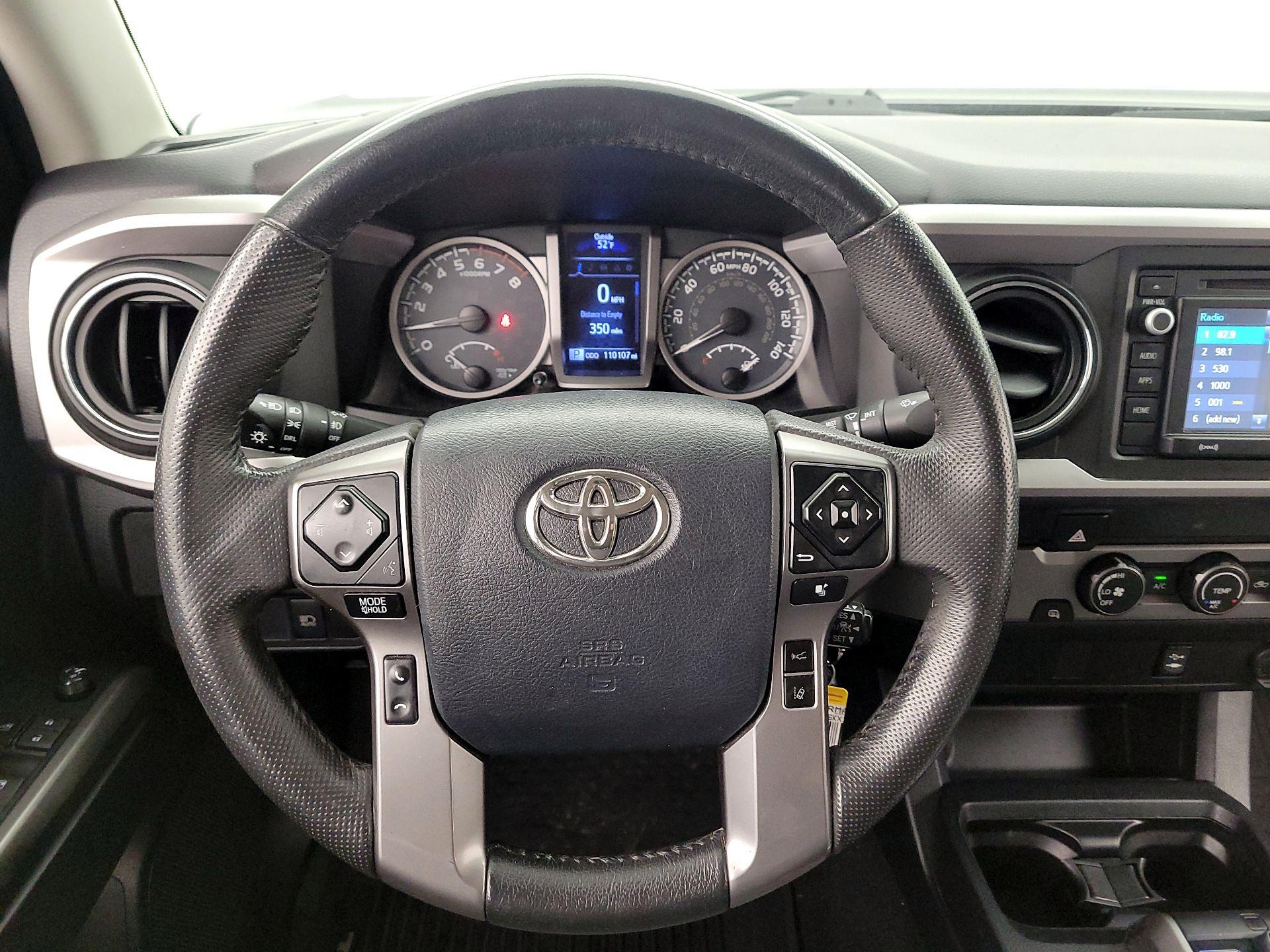 Thumbnail: 2019 Toyota Tacoma - 10