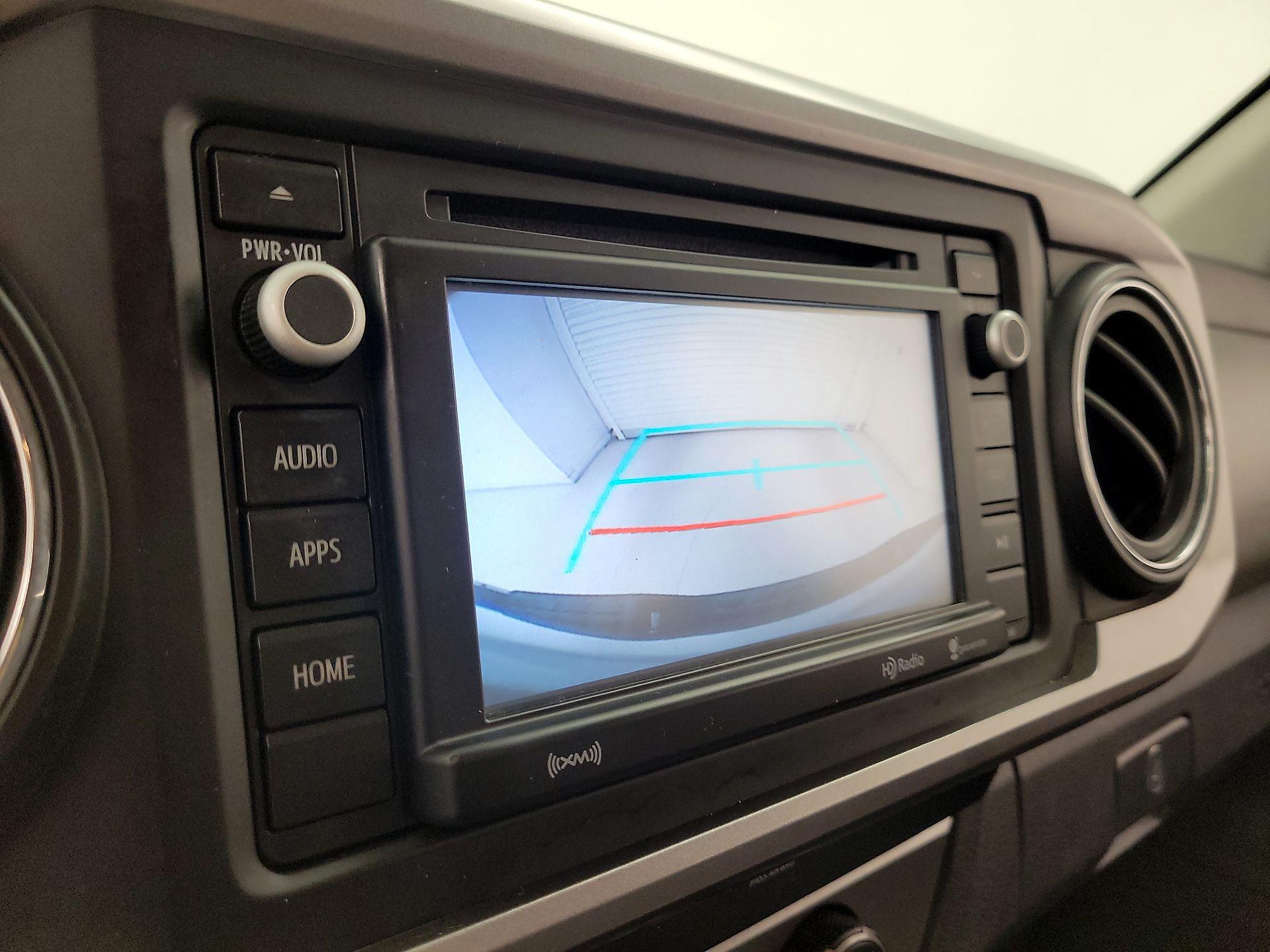 Thumbnail: 2019 Toyota Tacoma - 14