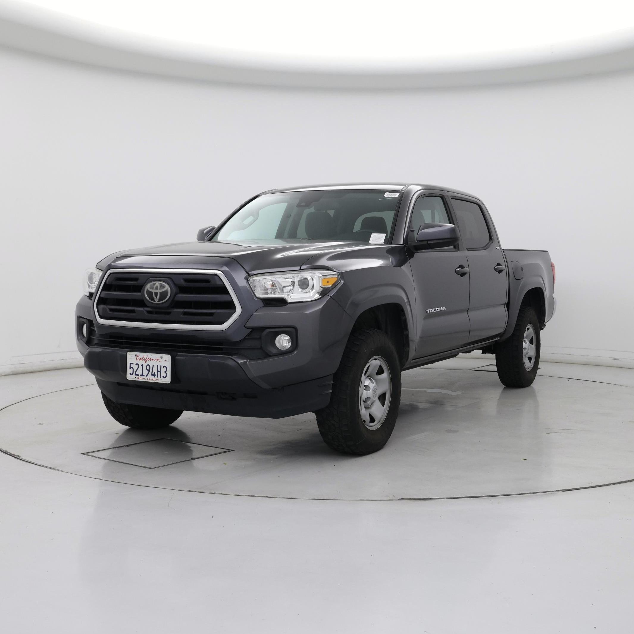 Thumbnail: 2019 Toyota Tacoma - 4