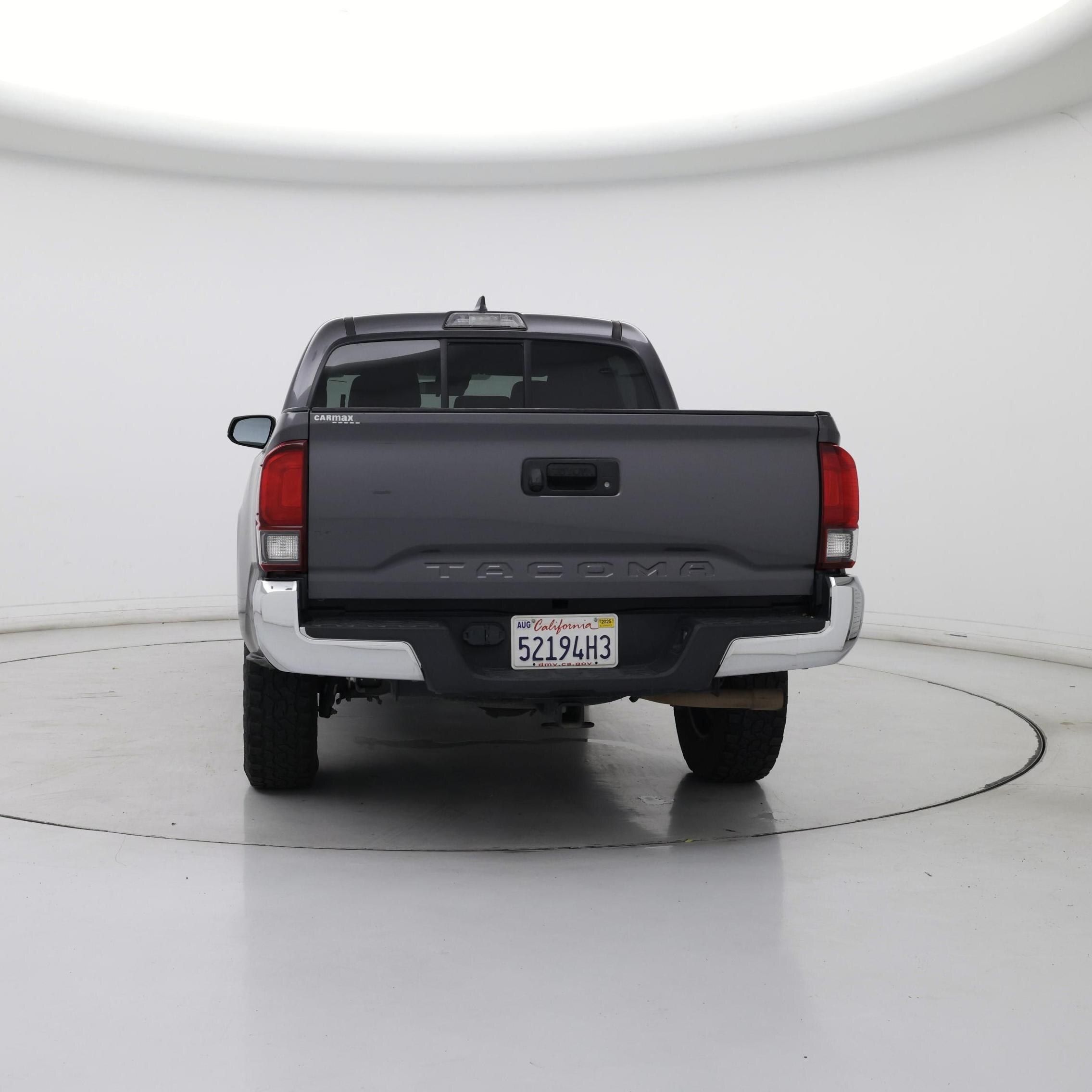 Thumbnail: 2019 Toyota Tacoma - 6