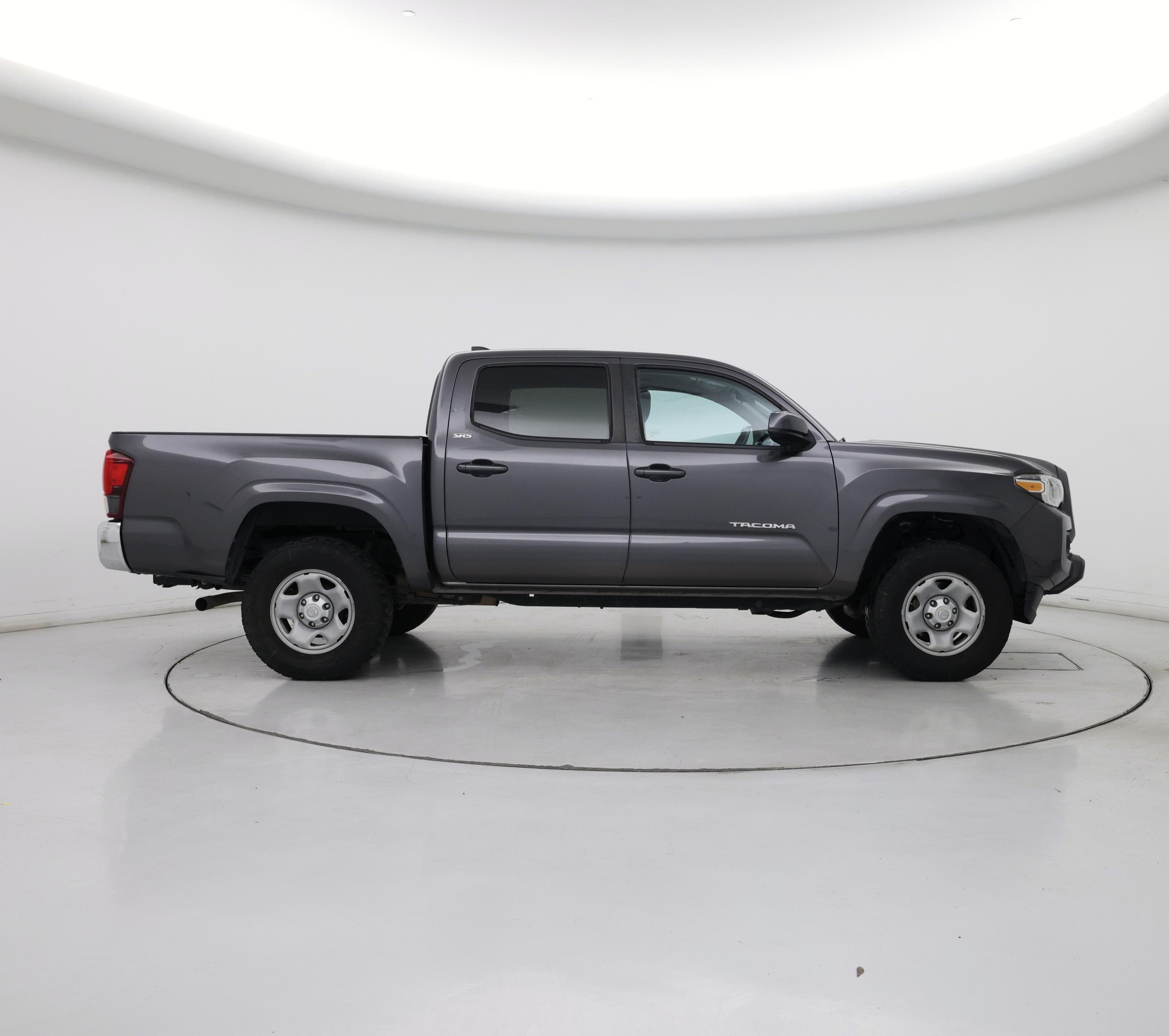 Thumbnail: 2019 Toyota Tacoma - 7