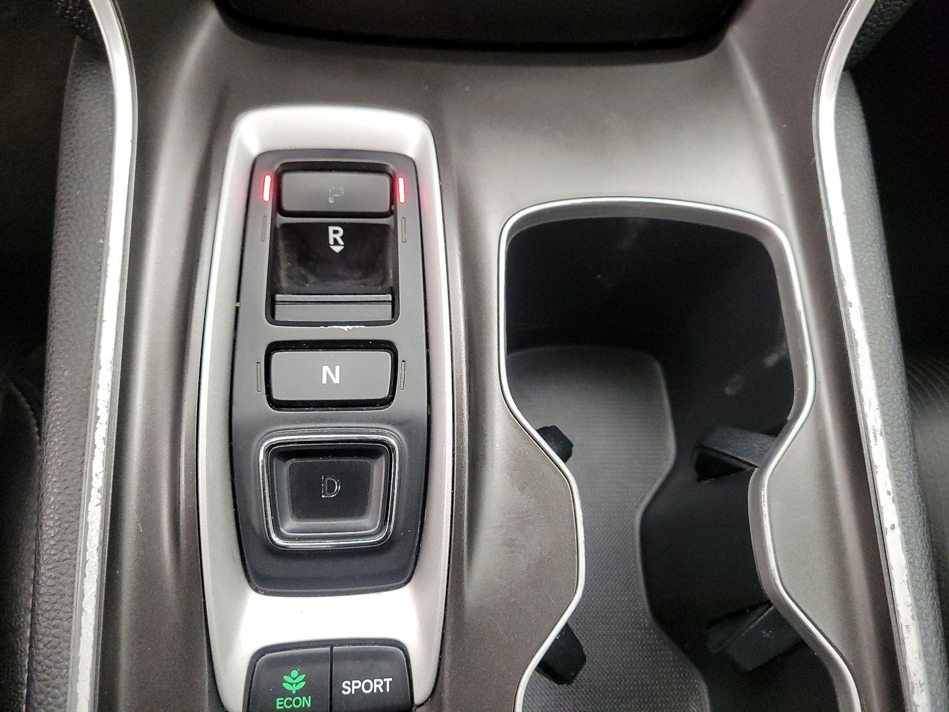 Thumbnail: 2019 Honda Accord - 16