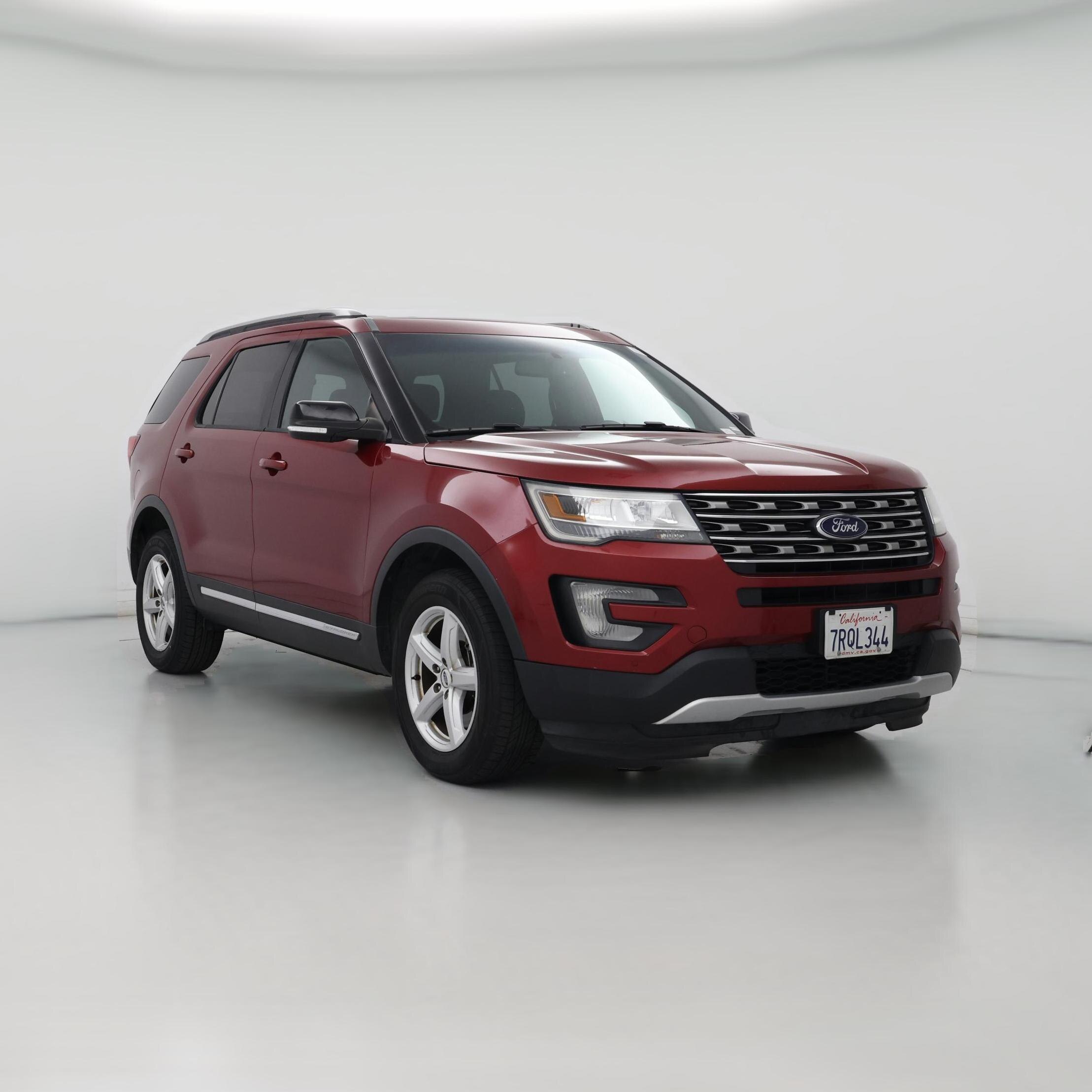 Thumbnail: 2016 Ford Explorer - 1