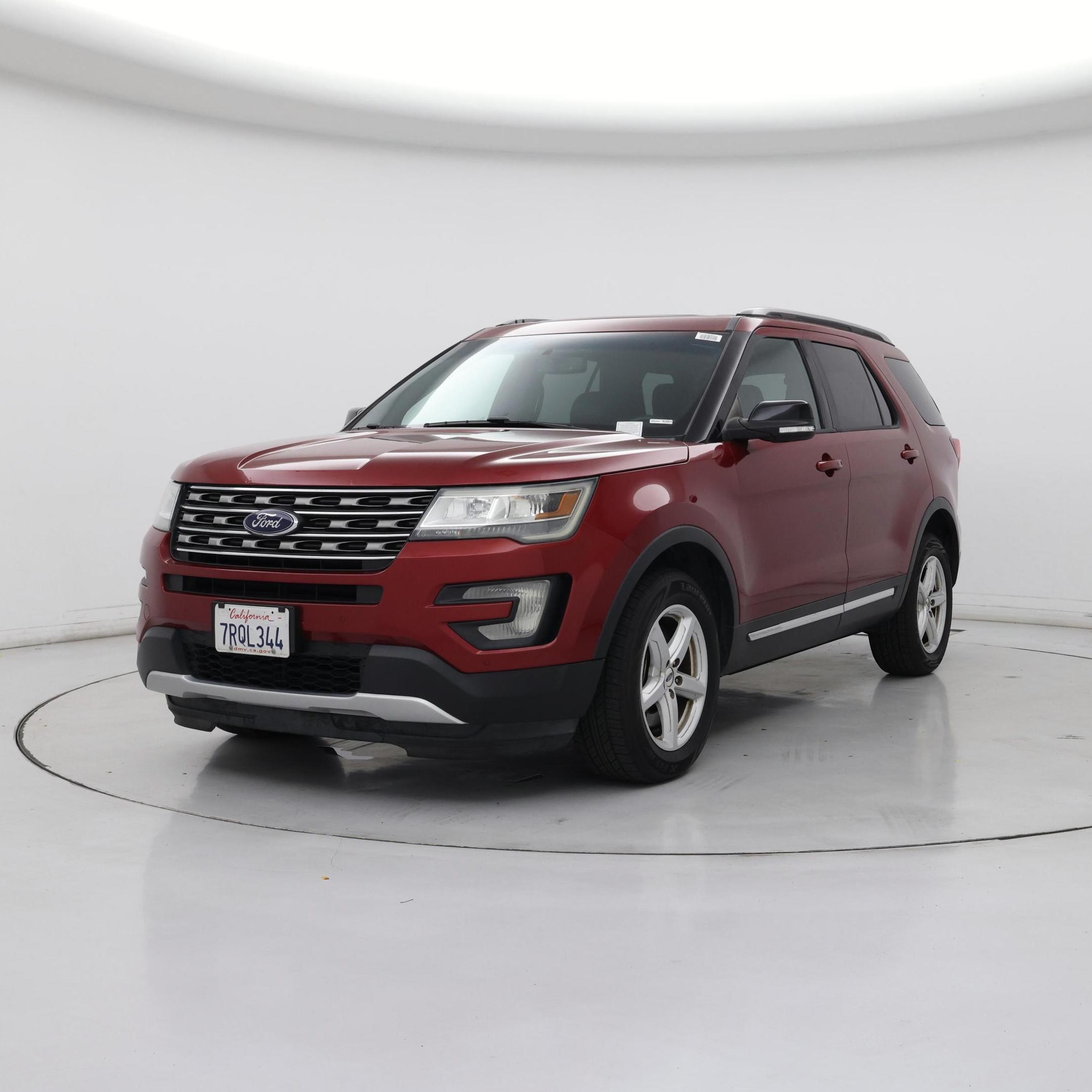 Thumbnail: 2016 Ford Explorer - 4