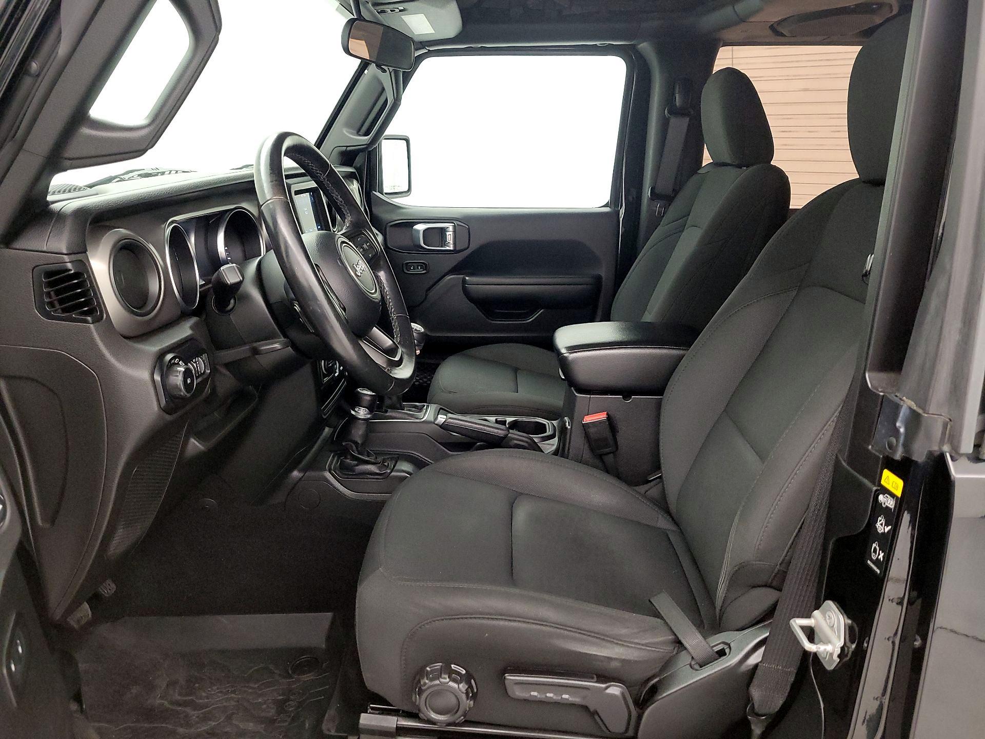 Thumbnail: 2021 Jeep Wrangler - 11